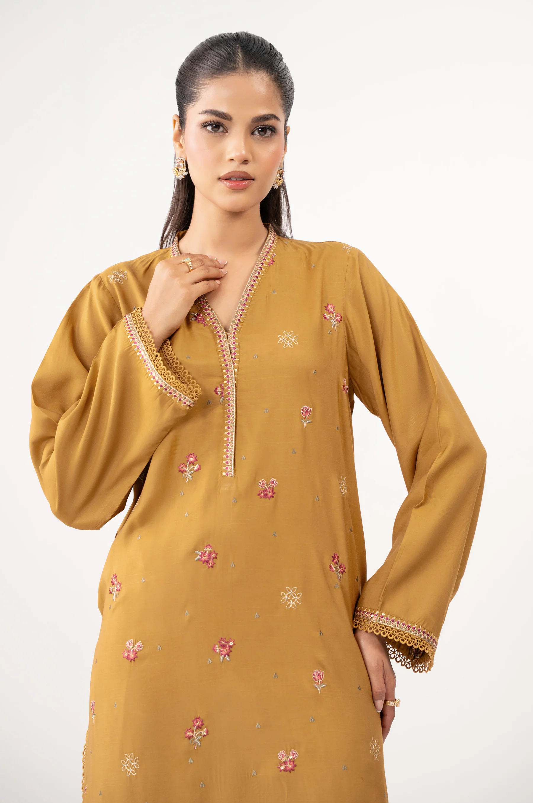 Stitched 2 Piece Embroidered Raw Silk Suit - Image 4