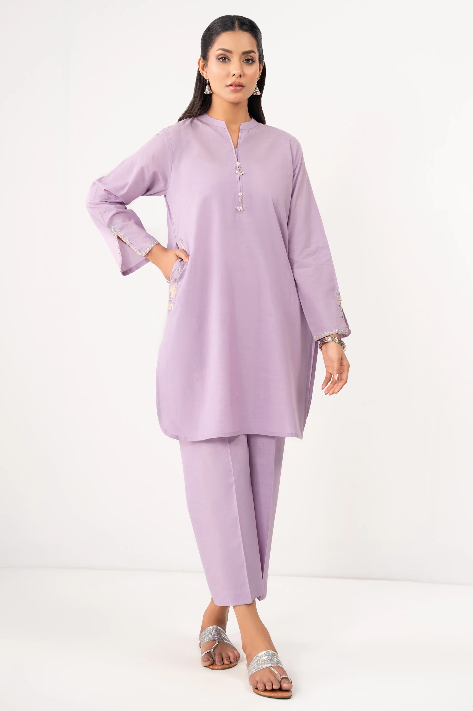 STITCHED EMBROIDERED SLUB LAWN SHIRT BOTTOM