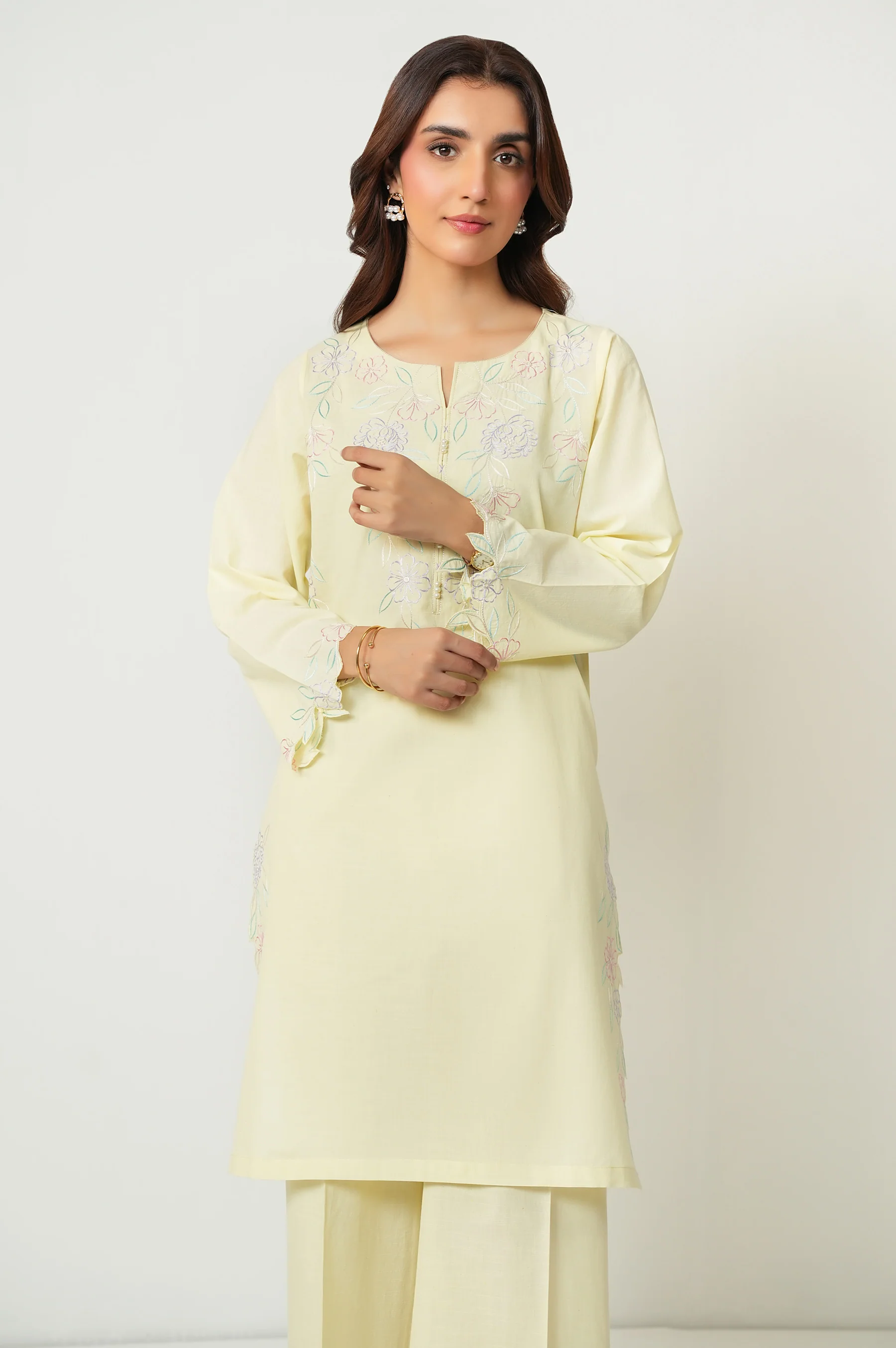 STITCHED EMBROIDERED SLUB LAWN SHIRT BOTTOM - Image 4
