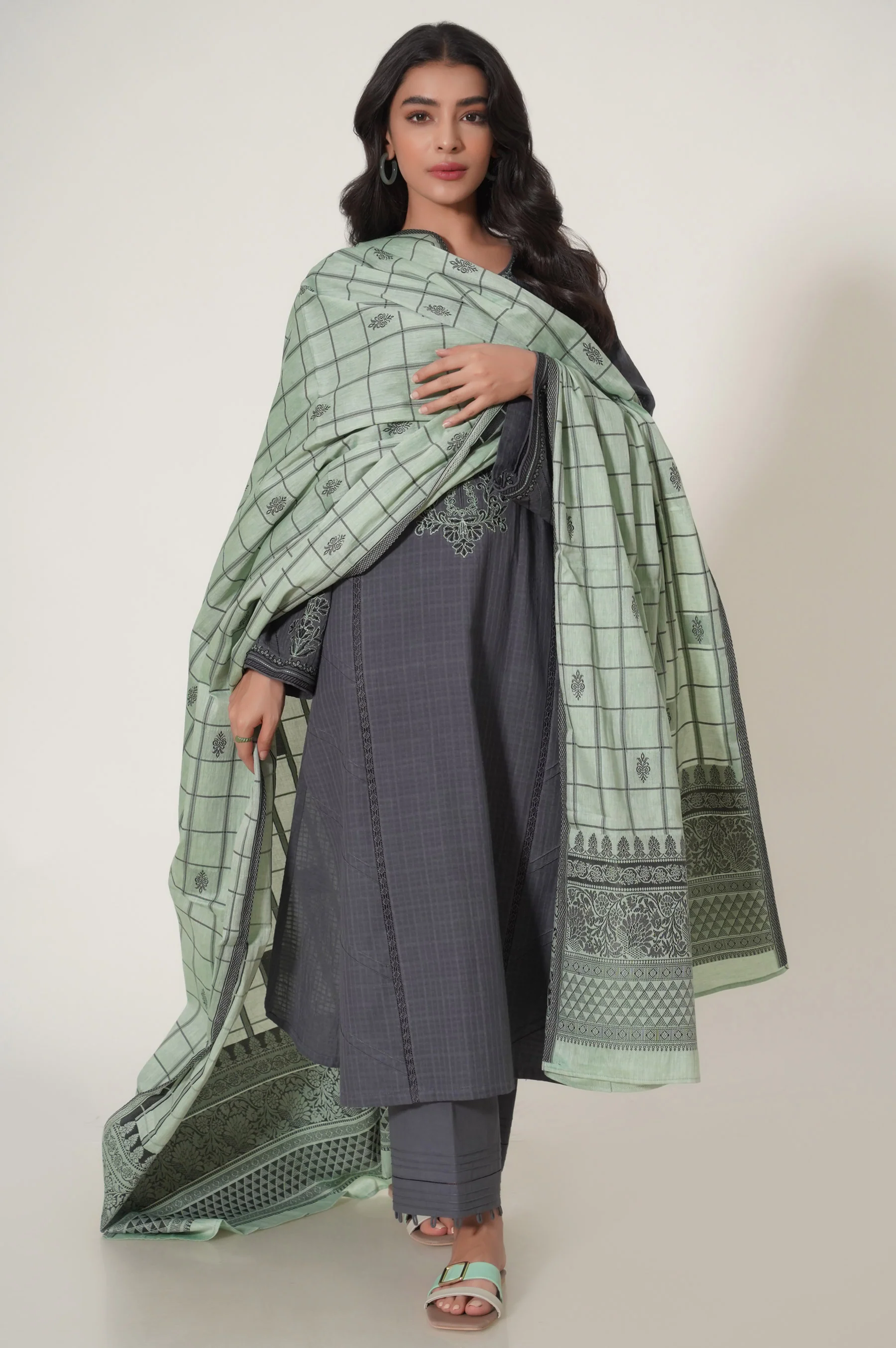 Stitched 2 Piece Embroidered Textured Slub Suit - Image 2