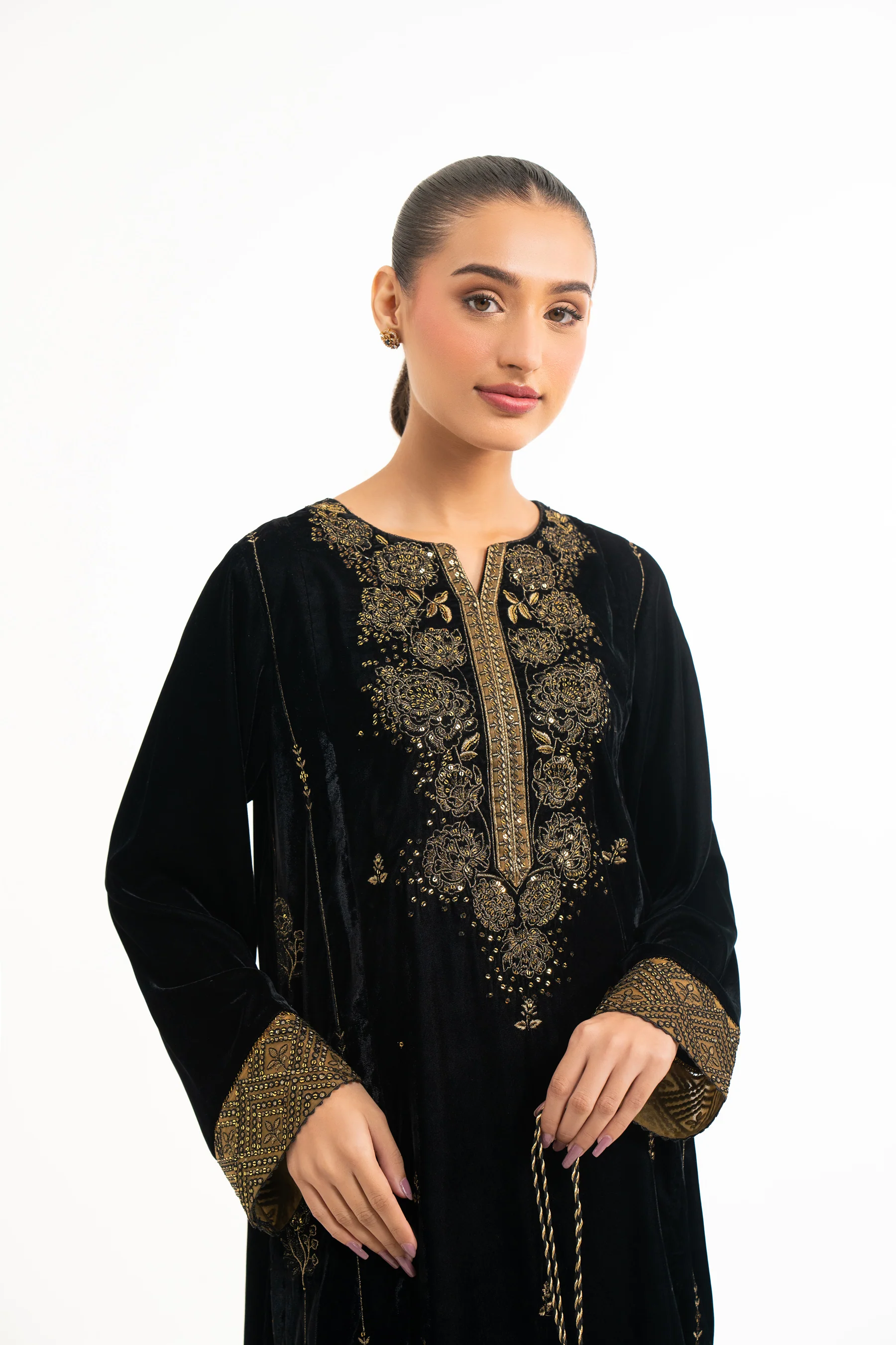 STITCHED EMBROIDERED VELVET SUIT (FACTORY E-OUTLET) - Image 3