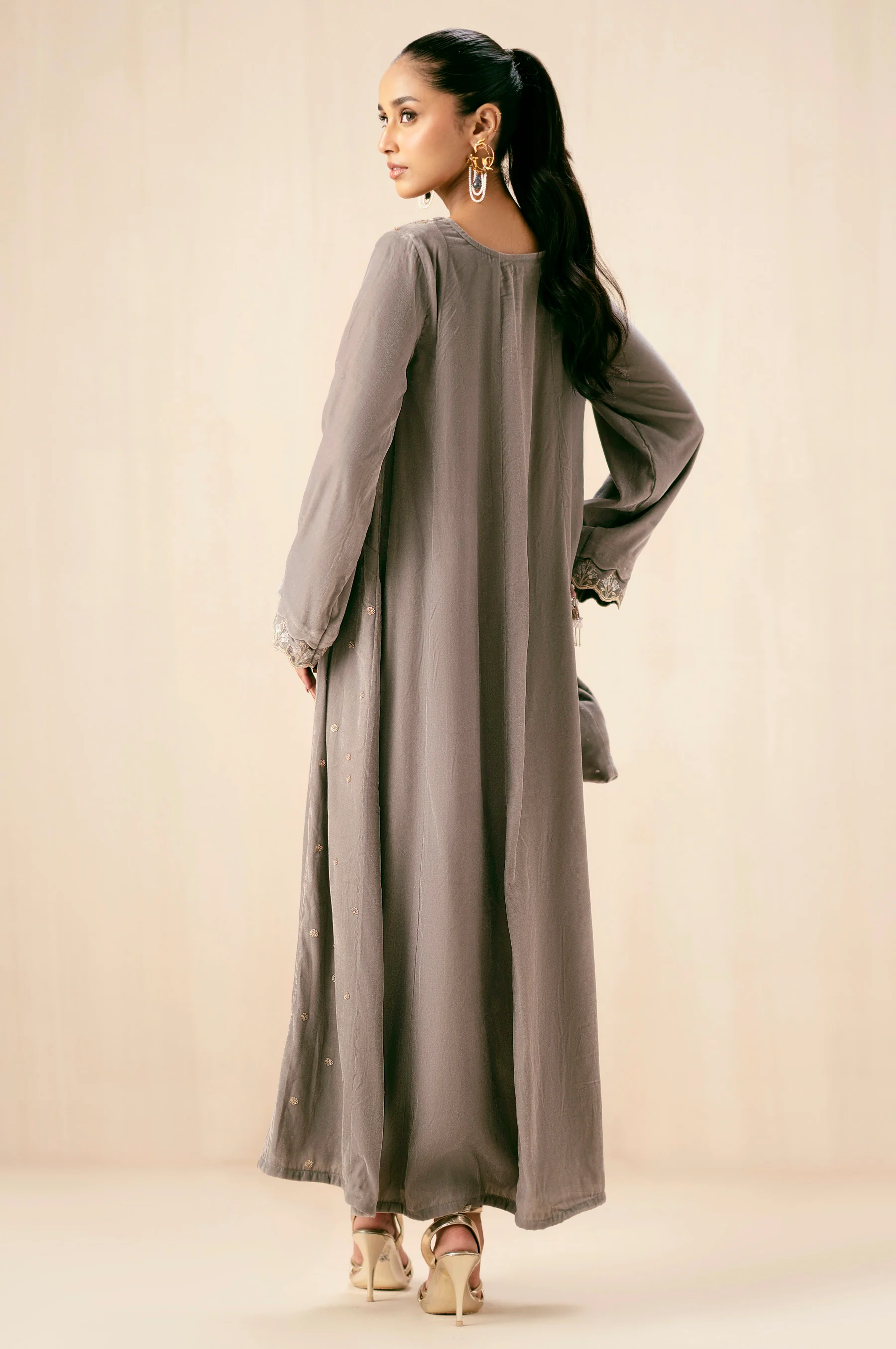 EMBROIDERED SUIT - Image 4