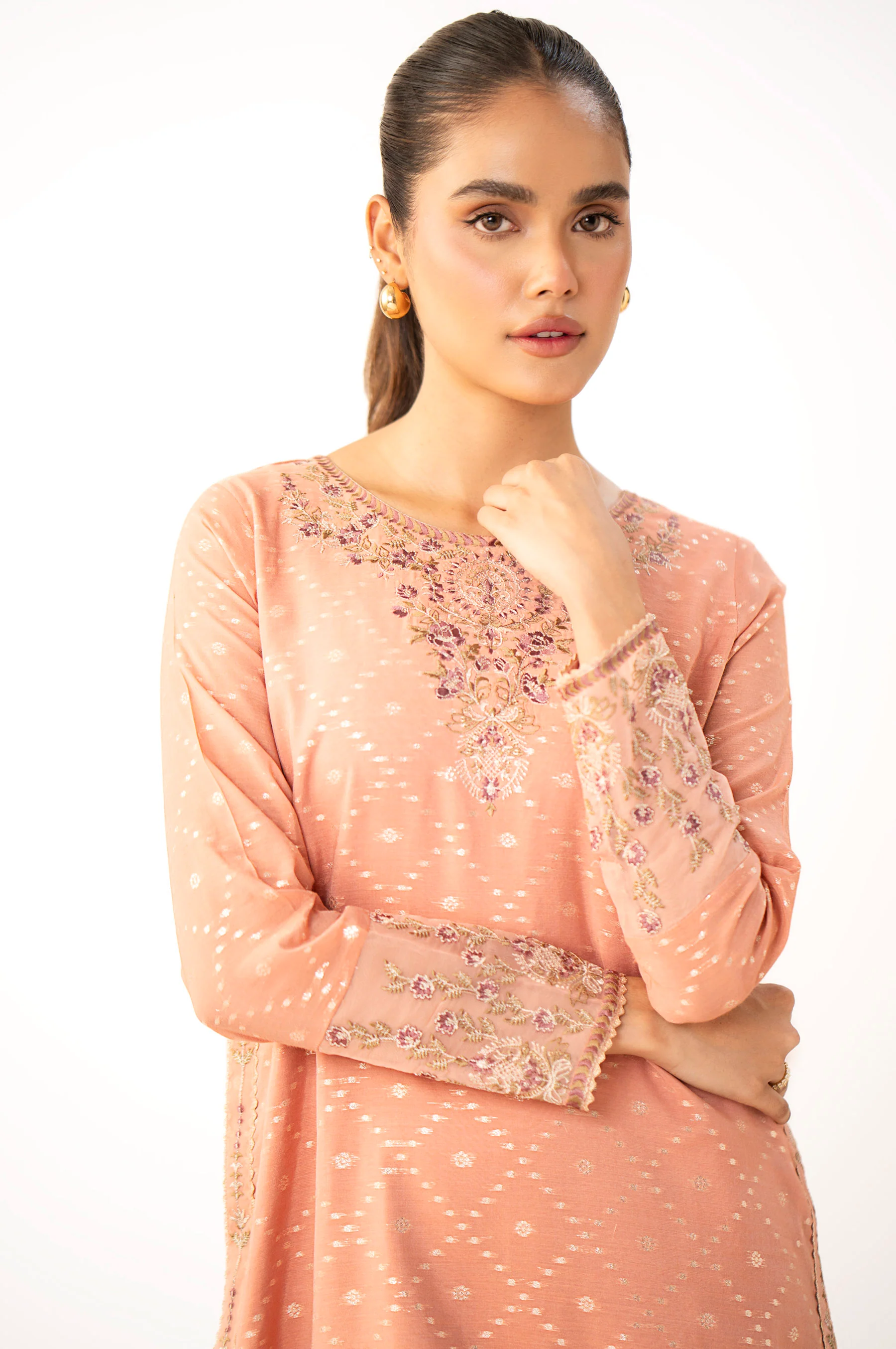 EMBROIDERED SUIT - Image 2