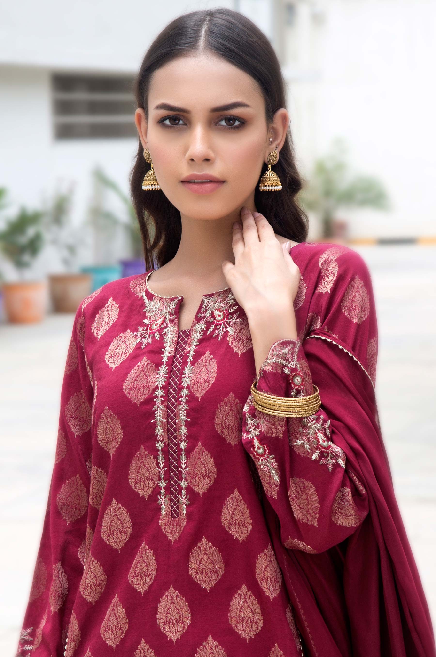Stitched 2 Piece Jacquard Embroidered Suit - Image 3