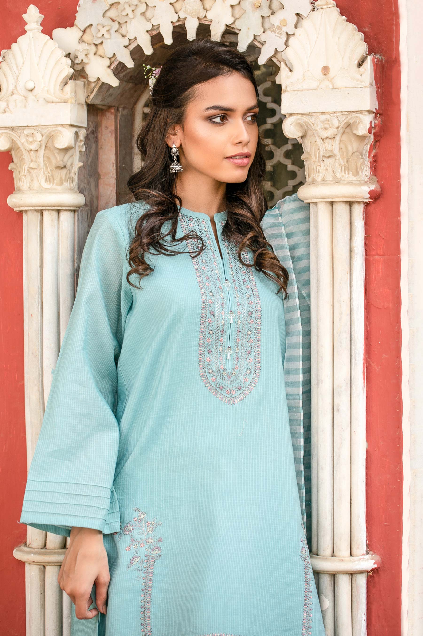 Stitched 2 Piece Khaadi Rawsilk Embroidered Suit - Image 3