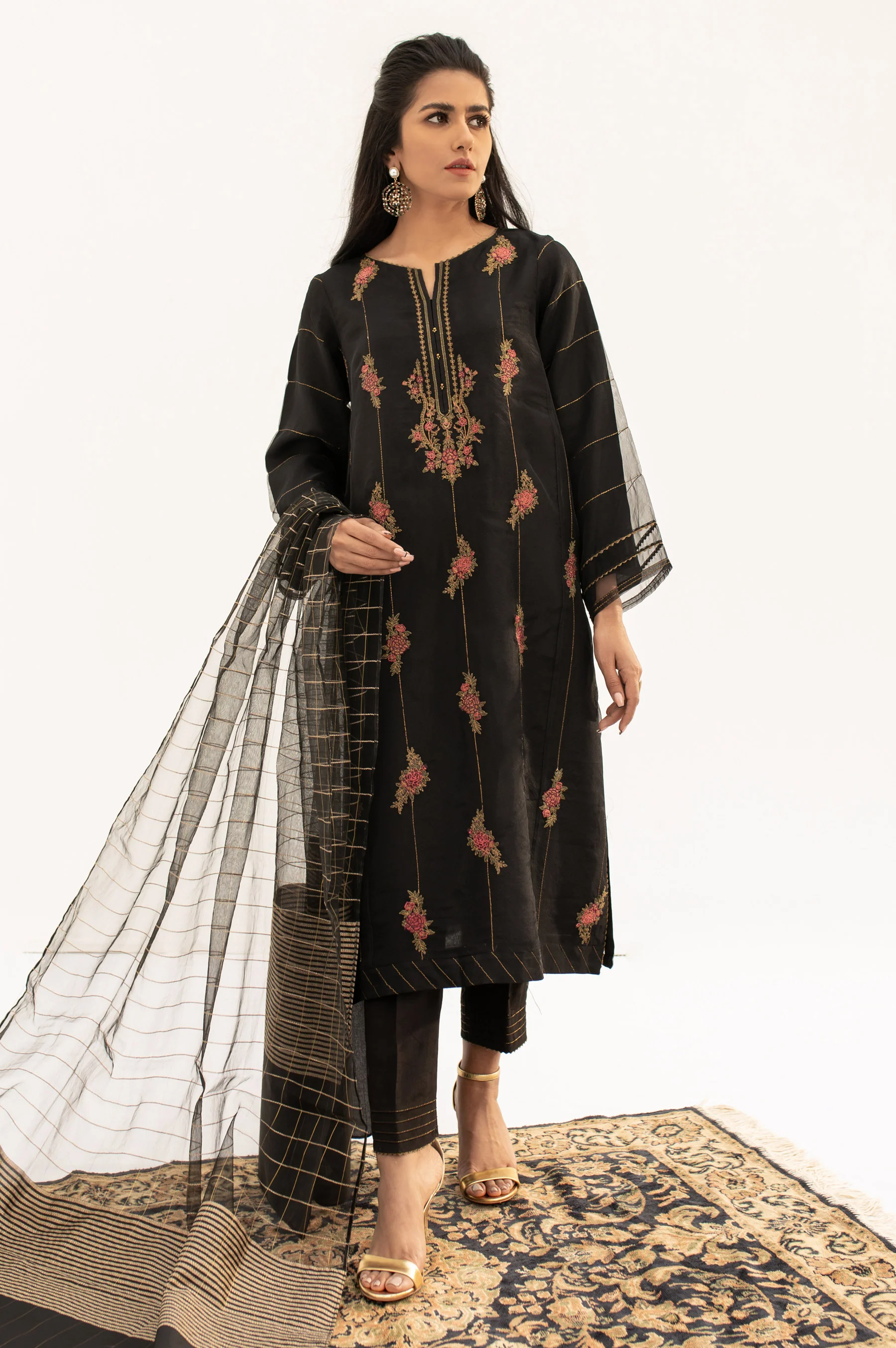 Stitched 2 Piece Embroidered Organza Outfit - Image 4