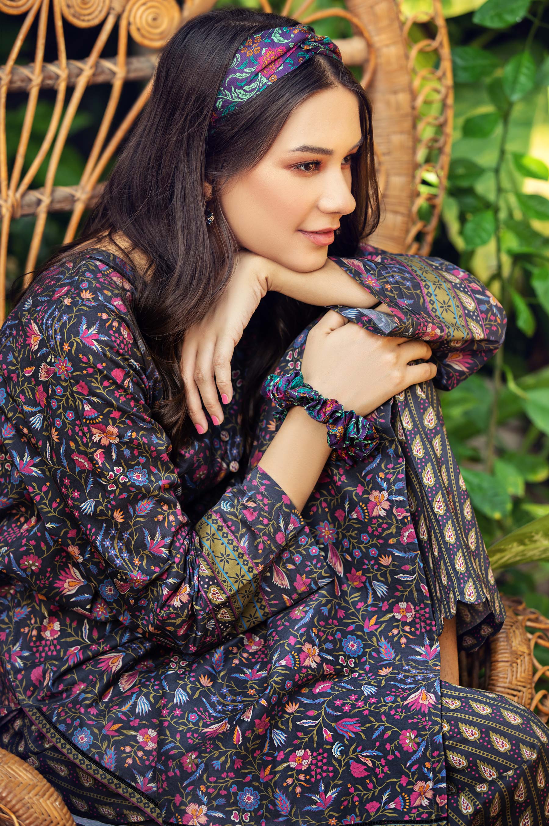 Stitched 2 Piece Printed Cambric Suit - Image 4
