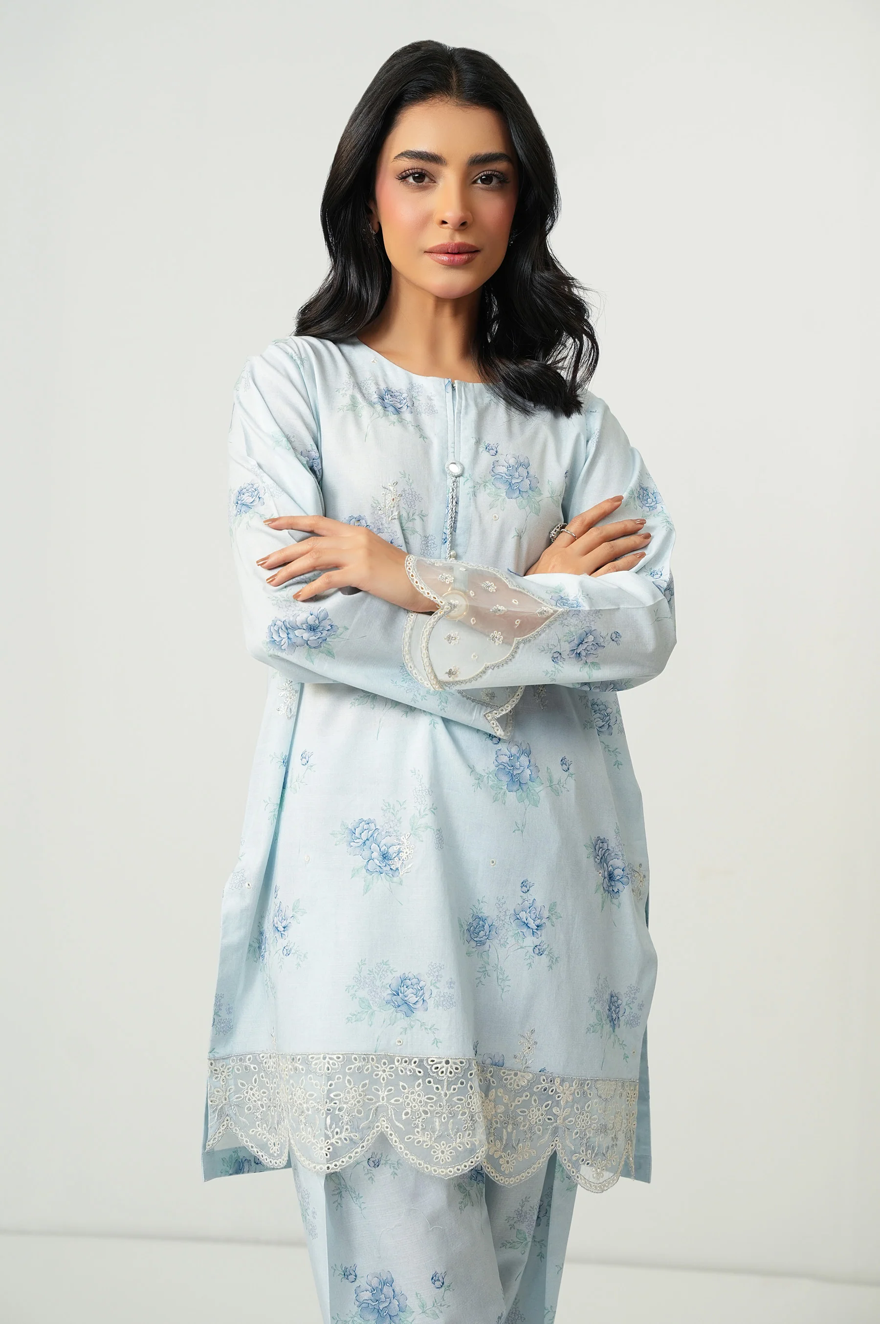 STITCHED EMBROIDERED SLUB LAWN SHIRT BOTTOM - Image 5