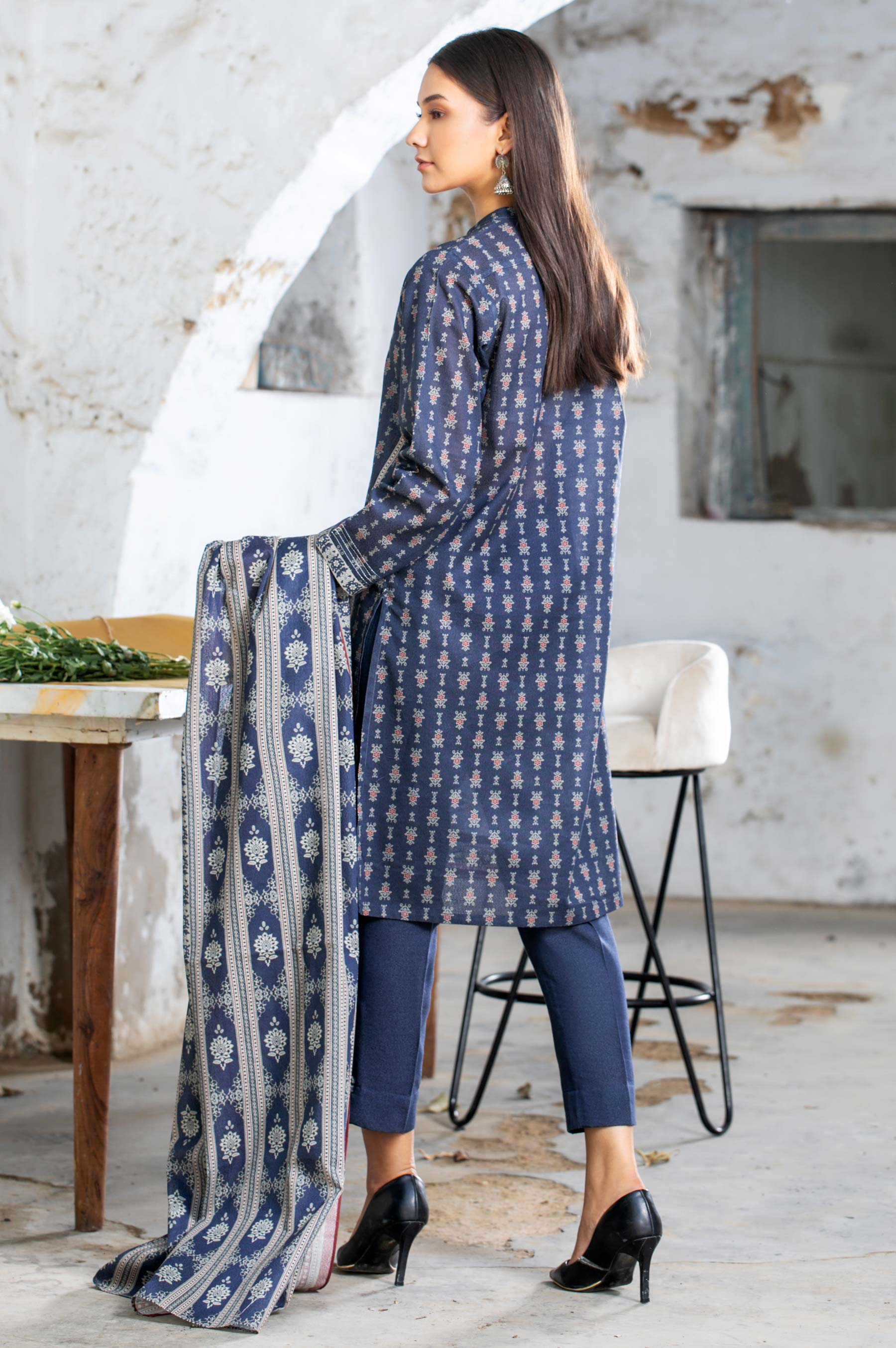Stitched 2 Piece Printed Karandi Suit - Image 2