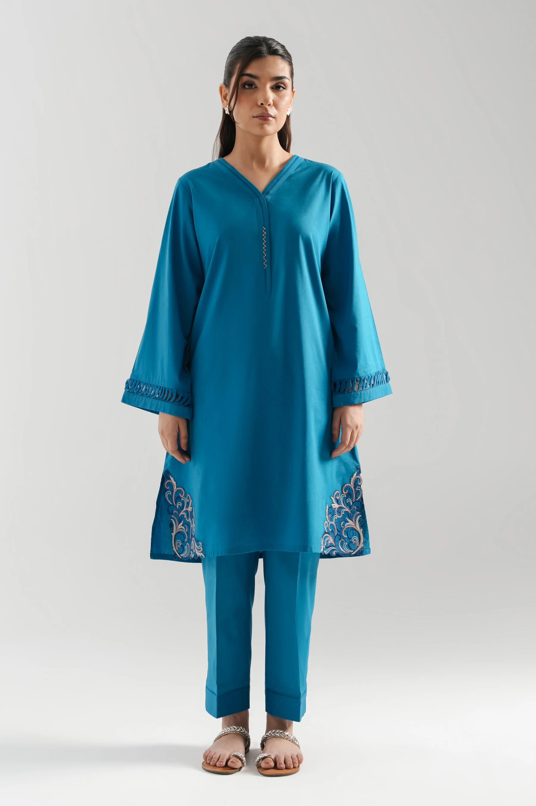 EMBROIDERED COTTON VISCOSE STITCHED SHIRT BOTTOM - Image 4