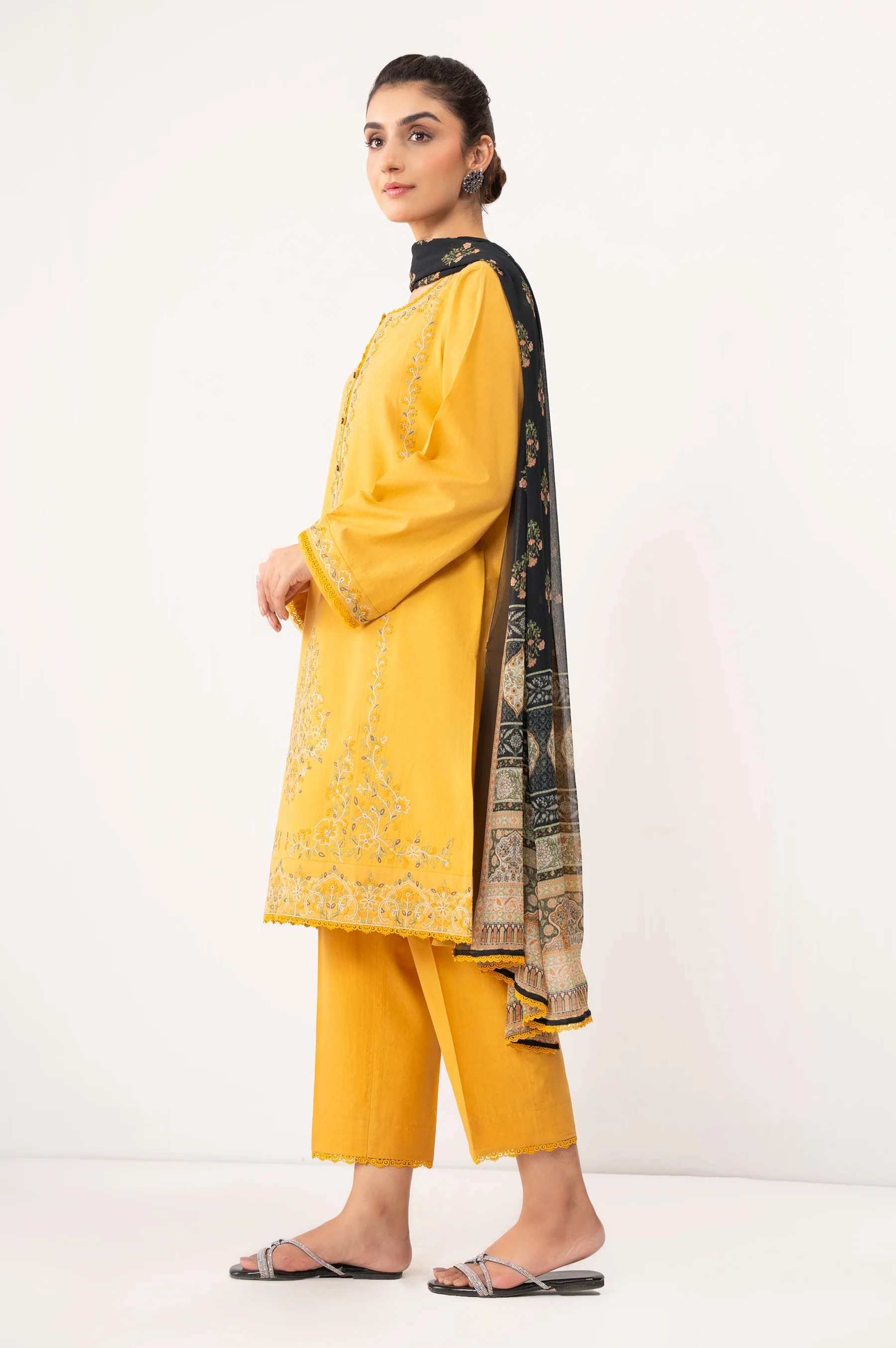 EMBROIDERED CAMBRIC STITCHED SHIRT BOTTOM - Image 2