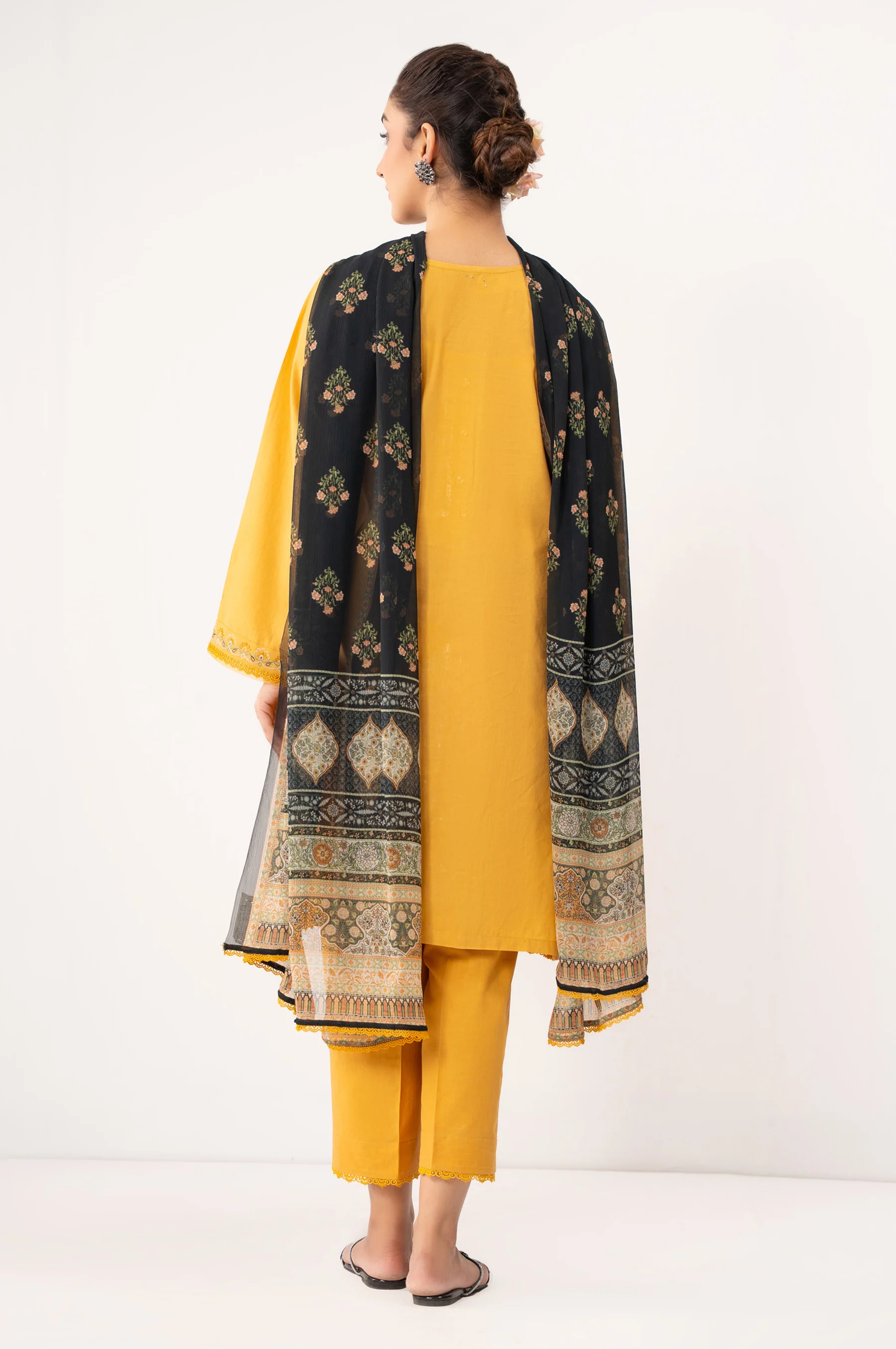 EMBROIDERED CAMBRIC STITCHED SHIRT BOTTOM - Image 3