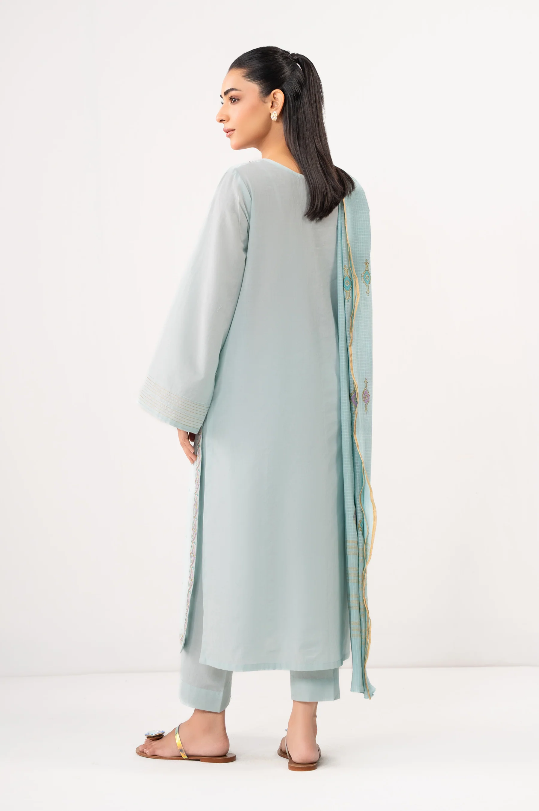 EMBROIDERED CAMBRIC STITCHED SHIRT BOTTOM - Image 4