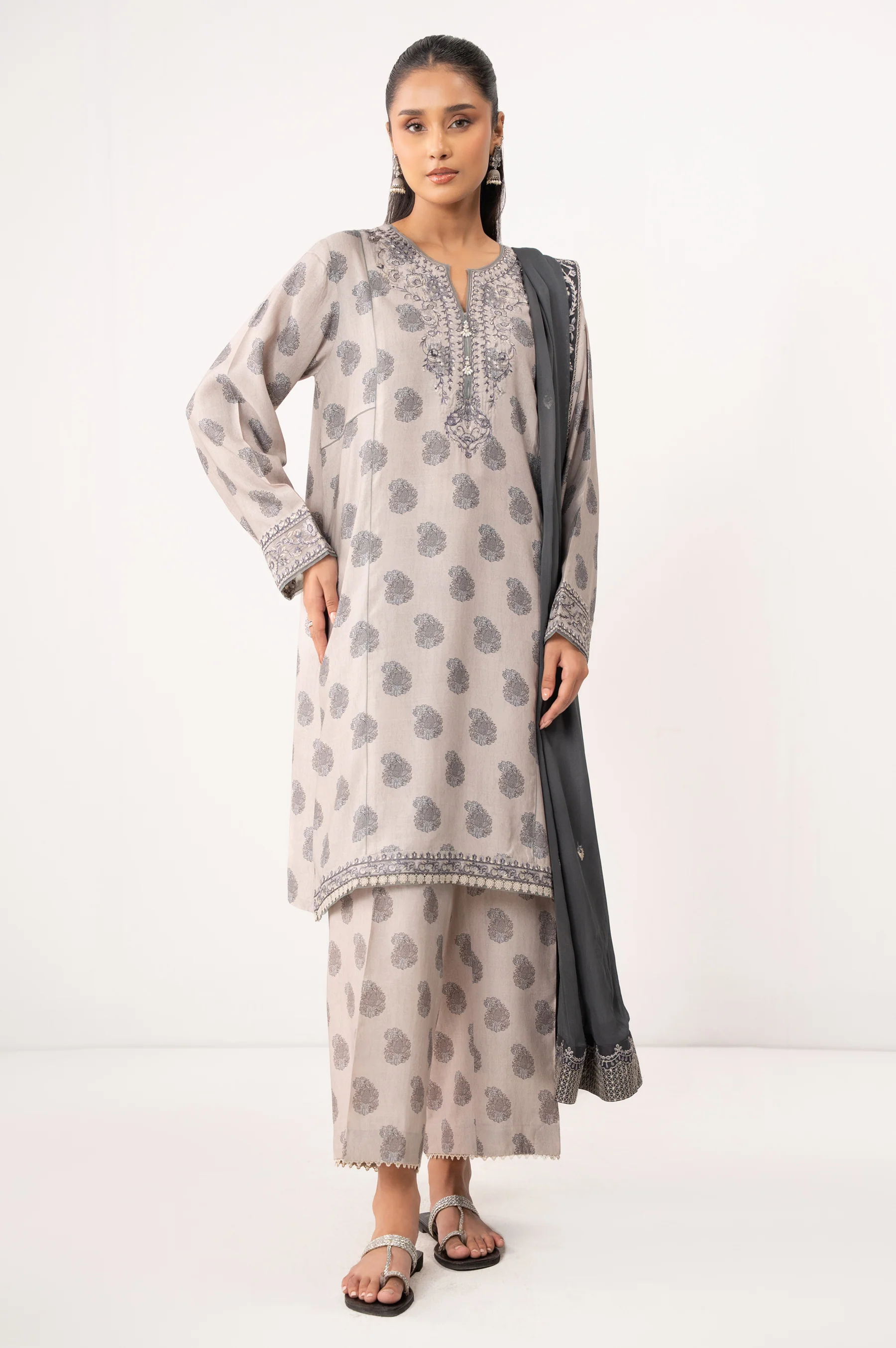 PRINTED RAW SILK STITCHED SHIRT BOTTOM - Image 3