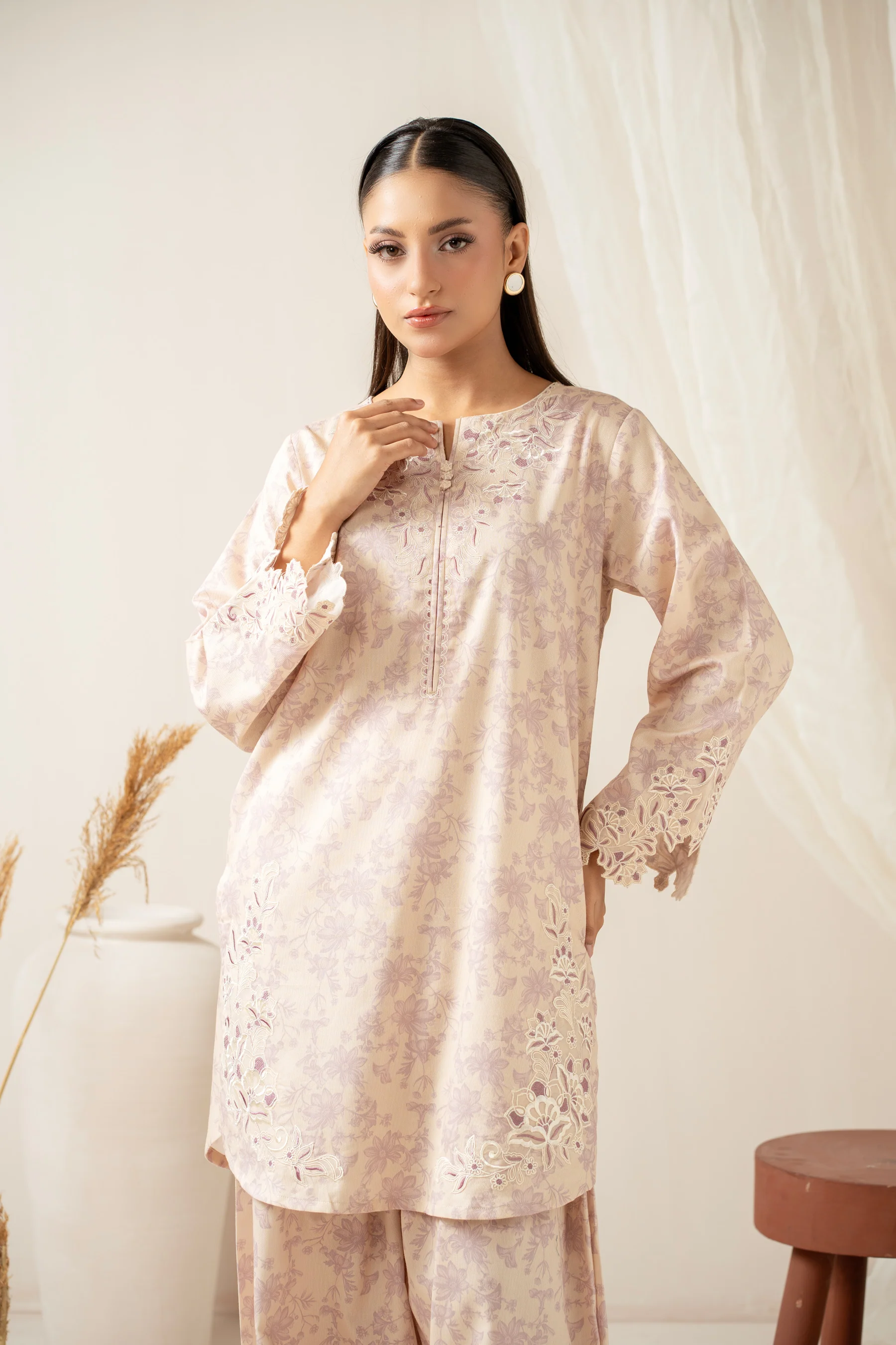 STITCHED EMBROIDERED SHIRT BOTTOM - Image 4
