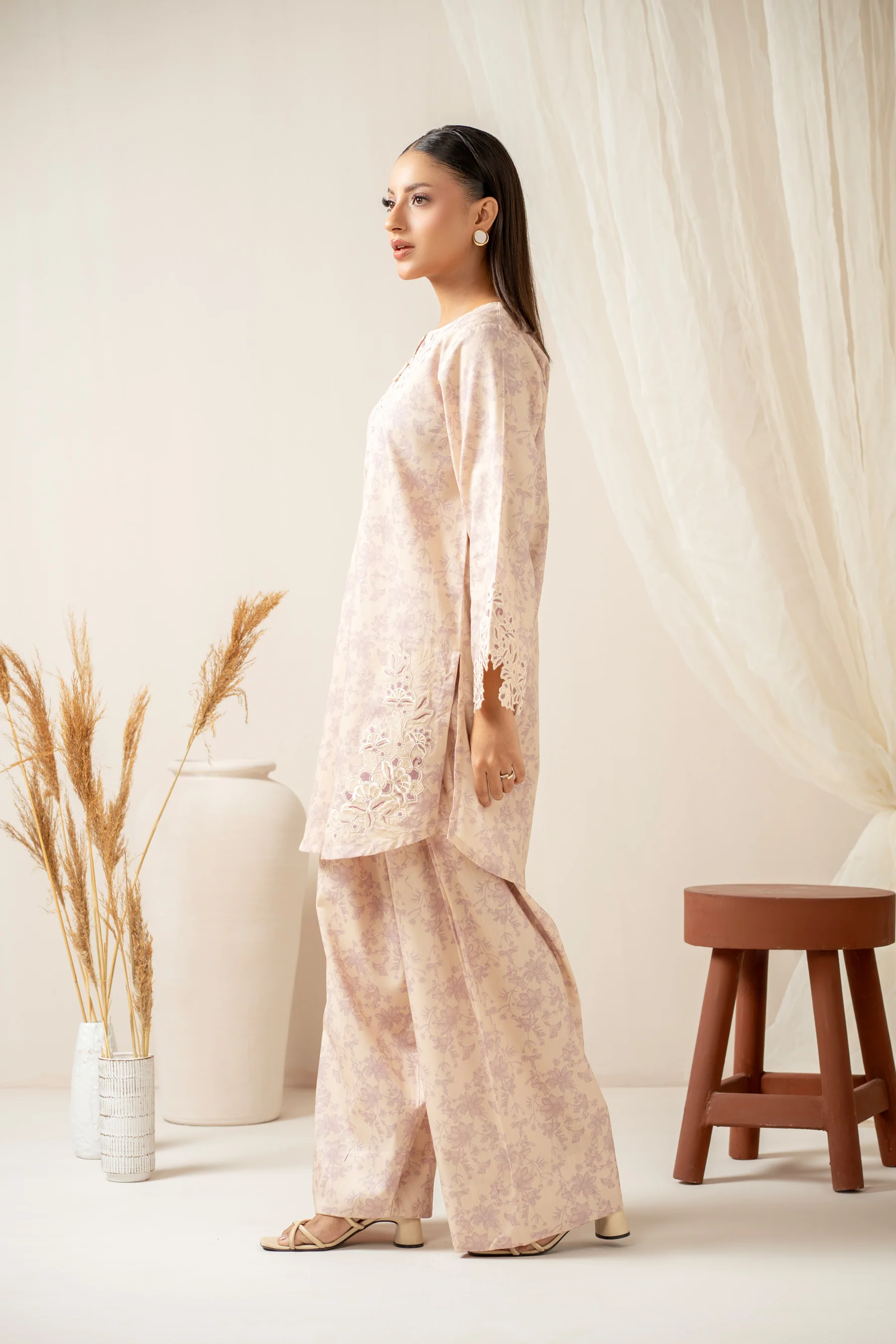 STITCHED EMBROIDERED SHIRT BOTTOM - Image 5