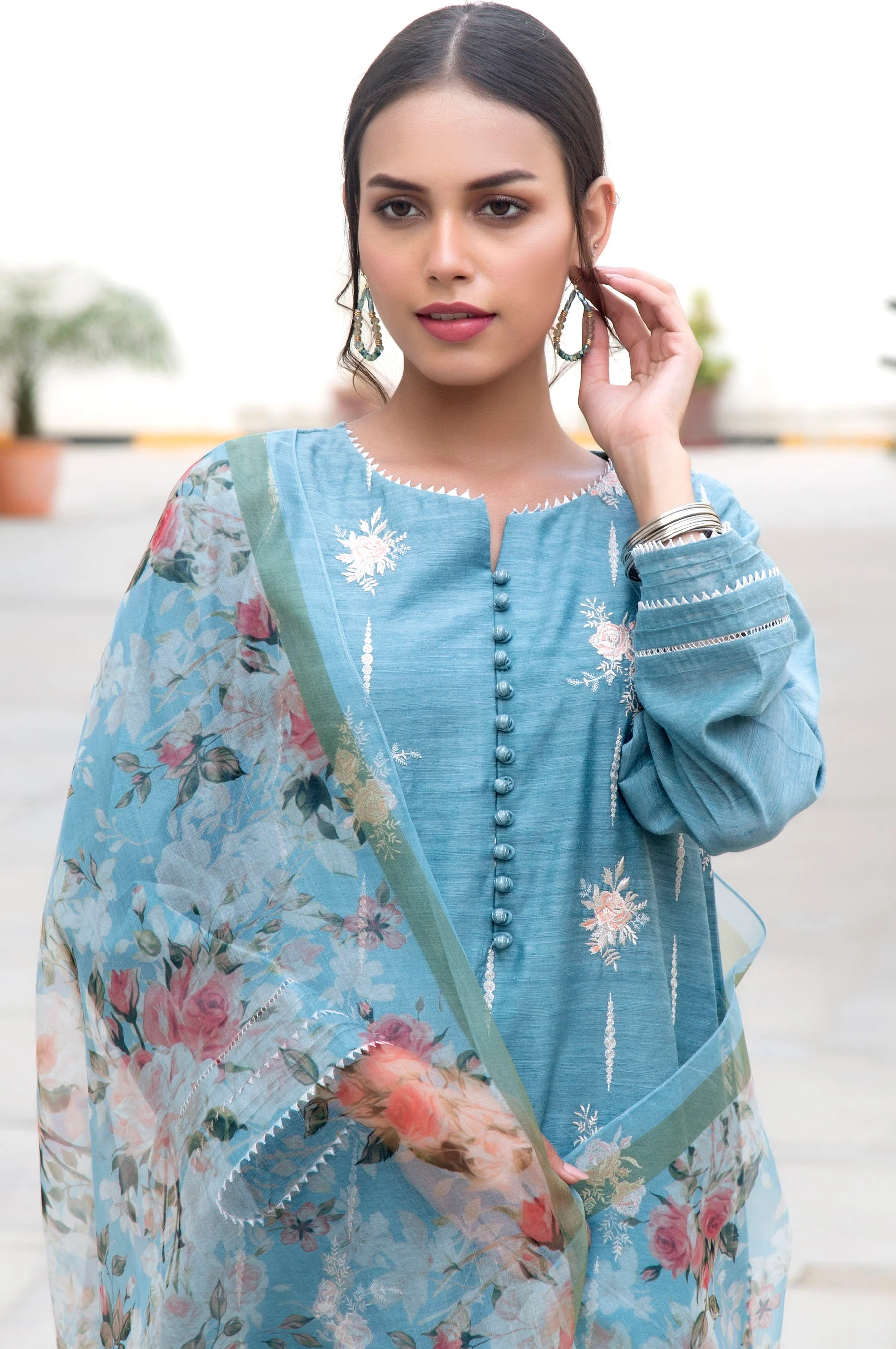 Stitched 2 Piece Slub Raw Silk Embroidered Suit - Image 4