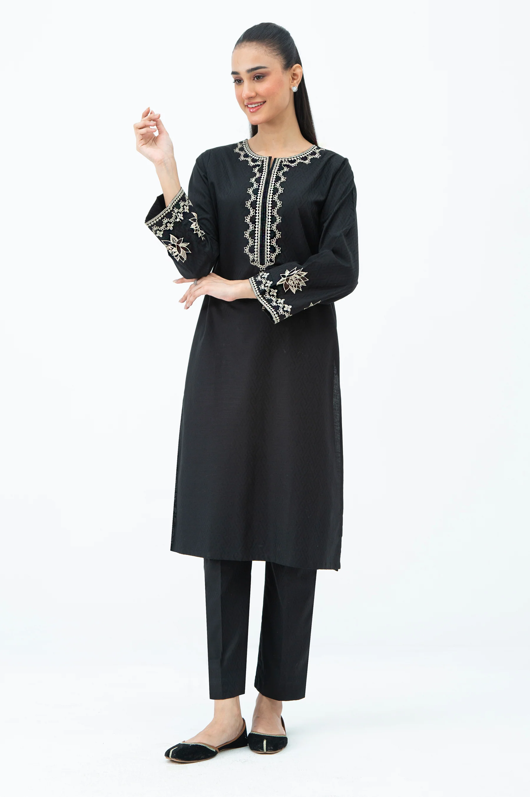 EMBROIDERED DOBBY STITCHED 2 PIECE SUIT - Image 3