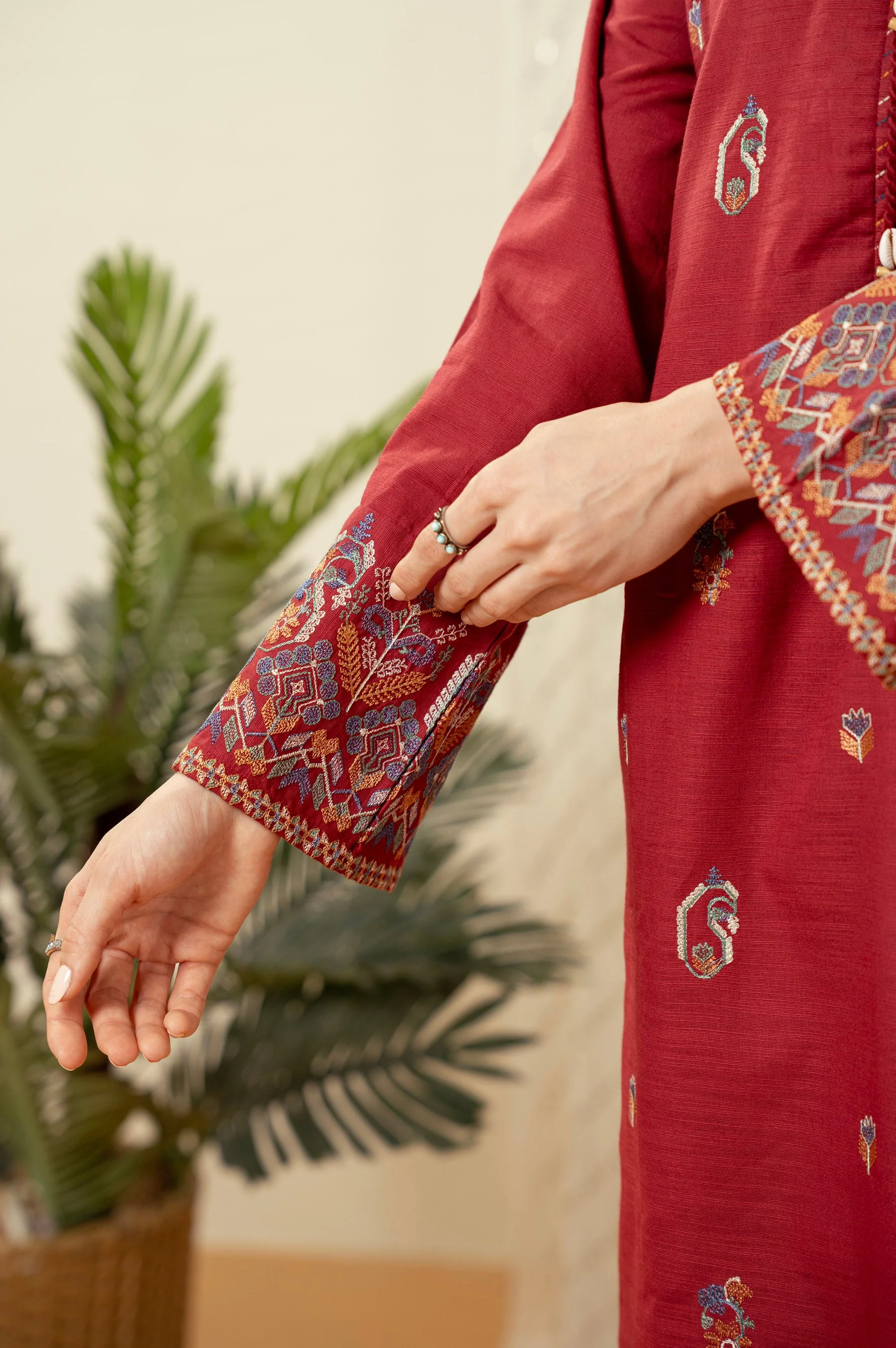STITCHED EMBROIDERED SHIRT BOTTOM (FACTORY E-OUTLET) - Image 4
