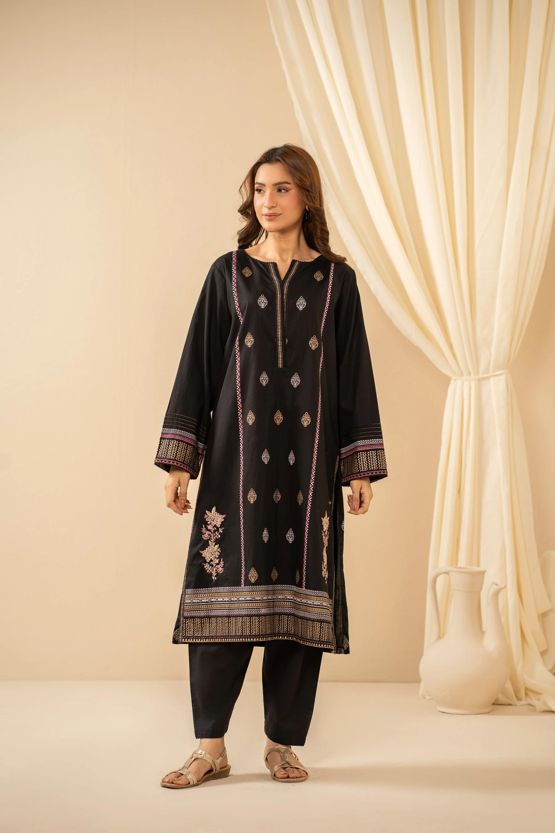 PRINTED BOTH SIDE SLUB STITCHED SHIRT BOTTOM - Image 4