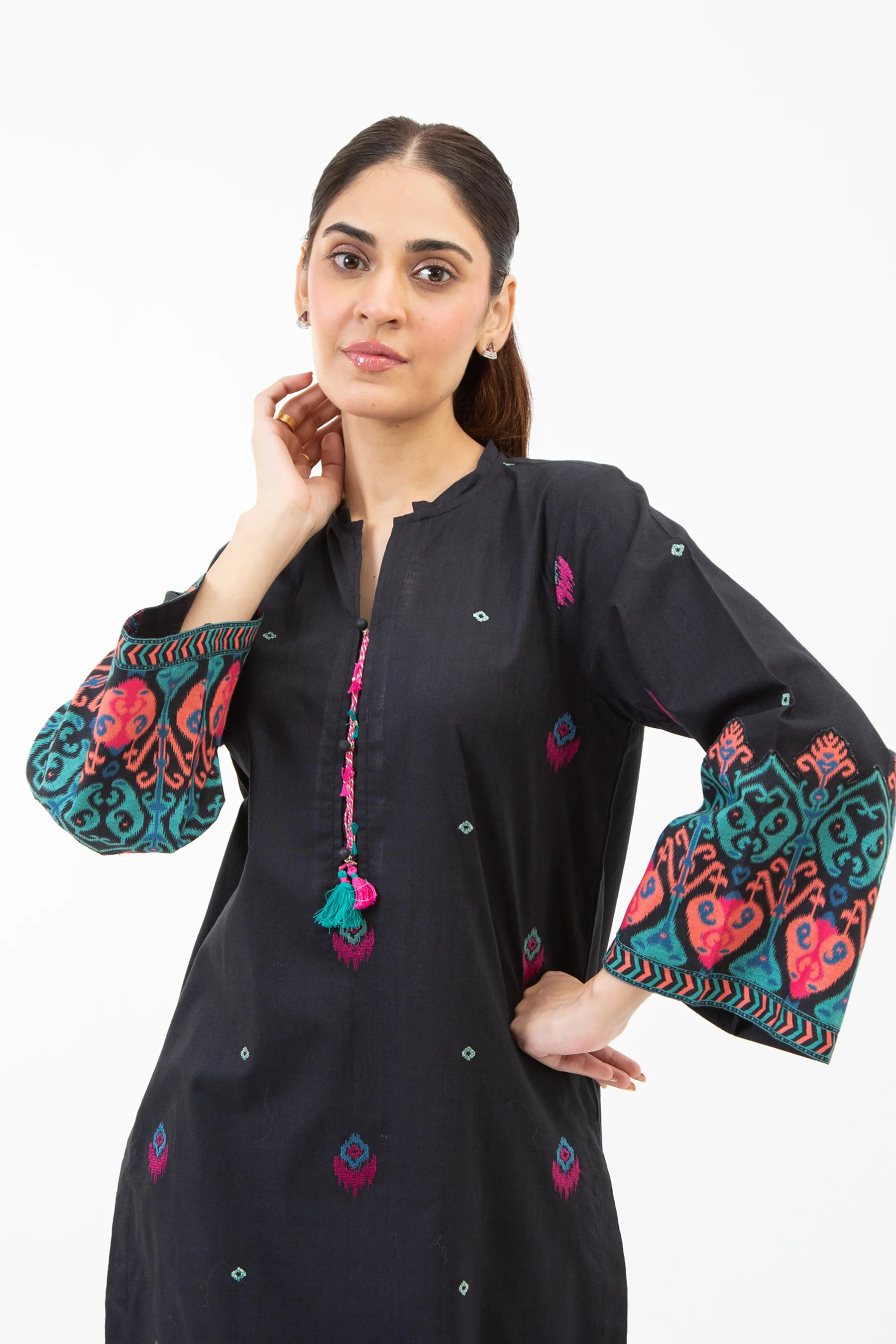 STITCHED EMBROIDERED BOTH SIDE SLUB SUIT - Image 4