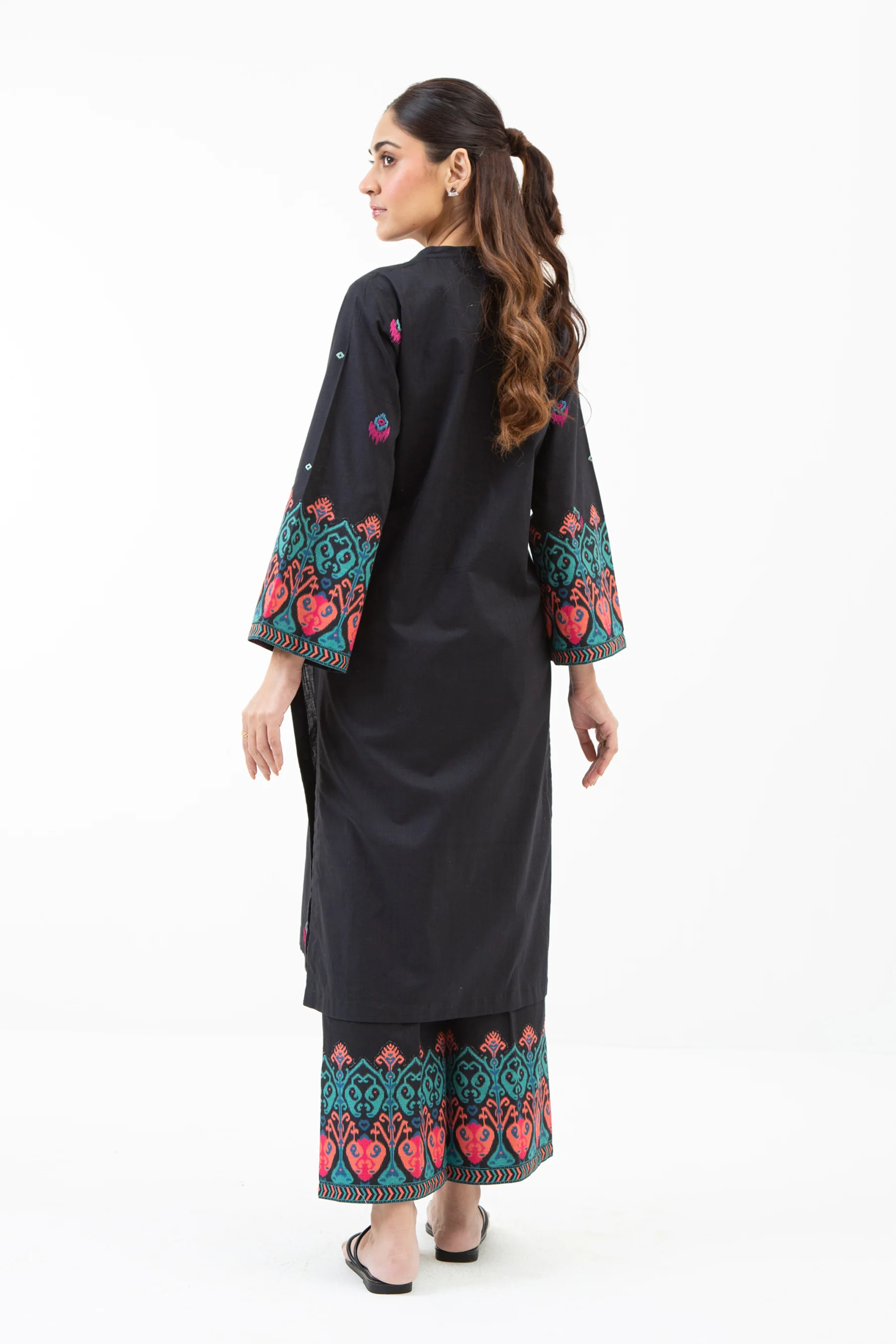 STITCHED EMBROIDERED BOTH SIDE SLUB SUIT - Image 5