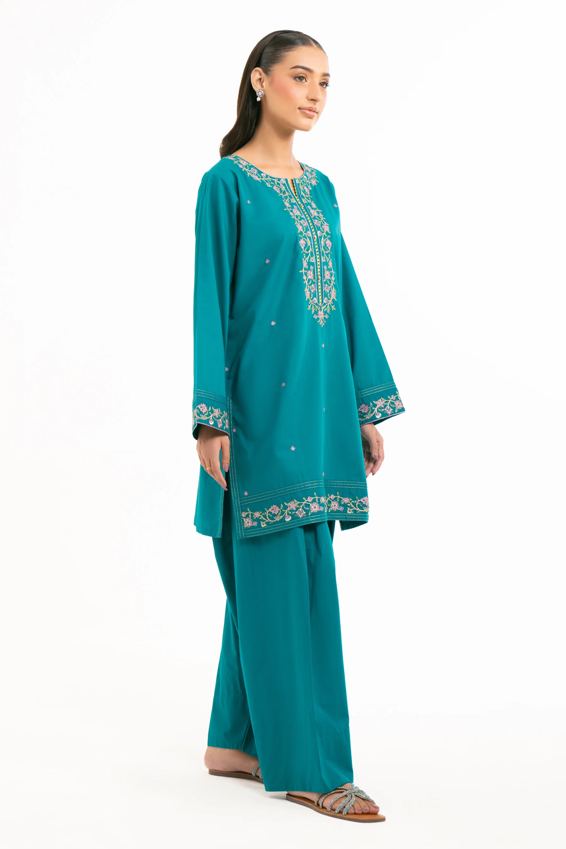 EMBROIDERED CAMBRIC STITCHED 2 PIECE SUIT - Image 3