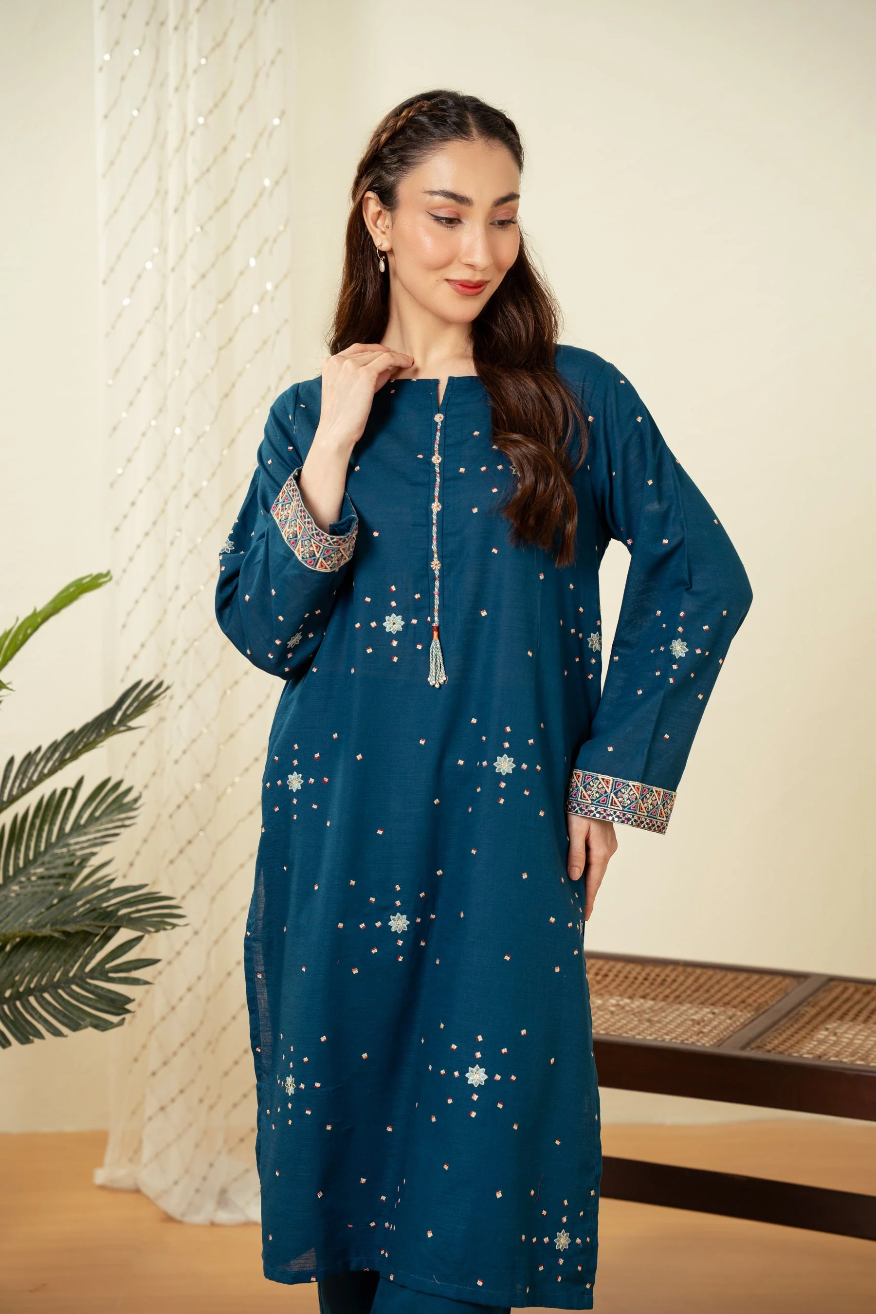 EMBROIDERED SUIT (FACTORY E-OUTLET) - Image 4