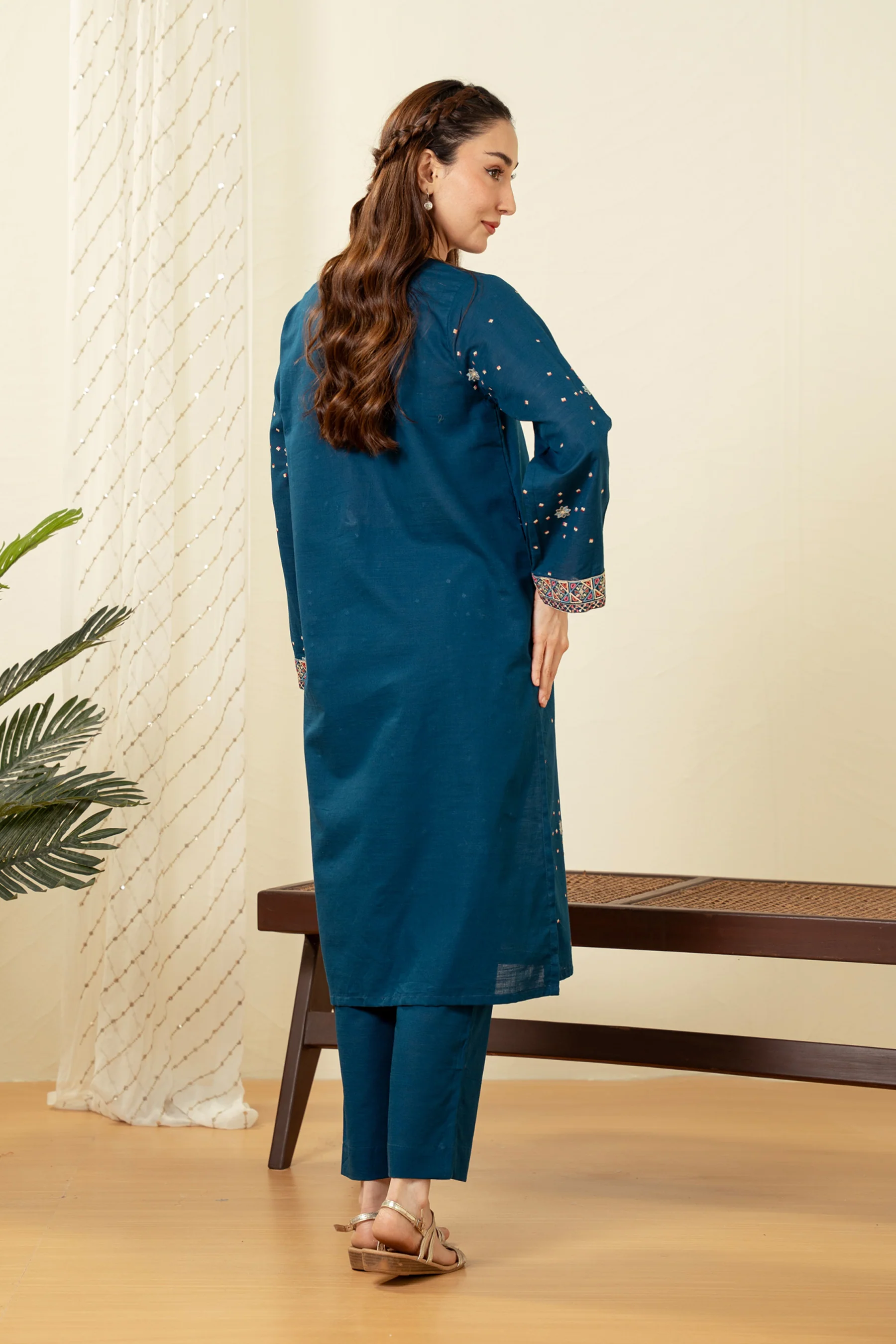 EMBROIDERED SUIT - Image 6