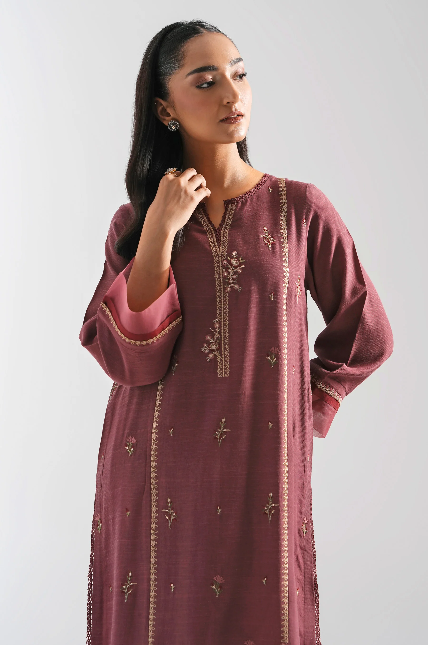 STITCHED EMBROIDERED RAW SILK SUIT - Image 2