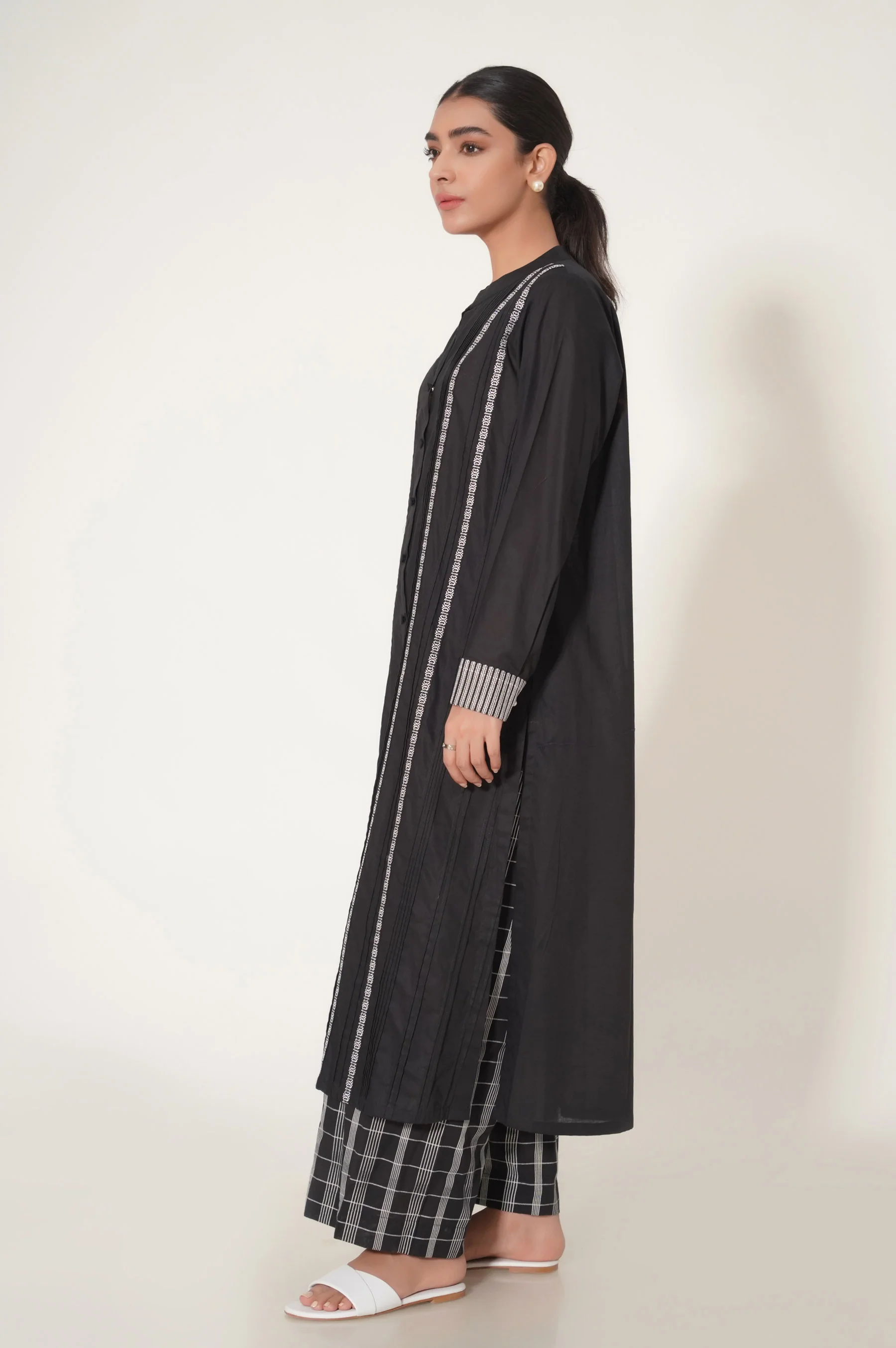 Stitched 2 Piece Embroidered Suit - Image 5