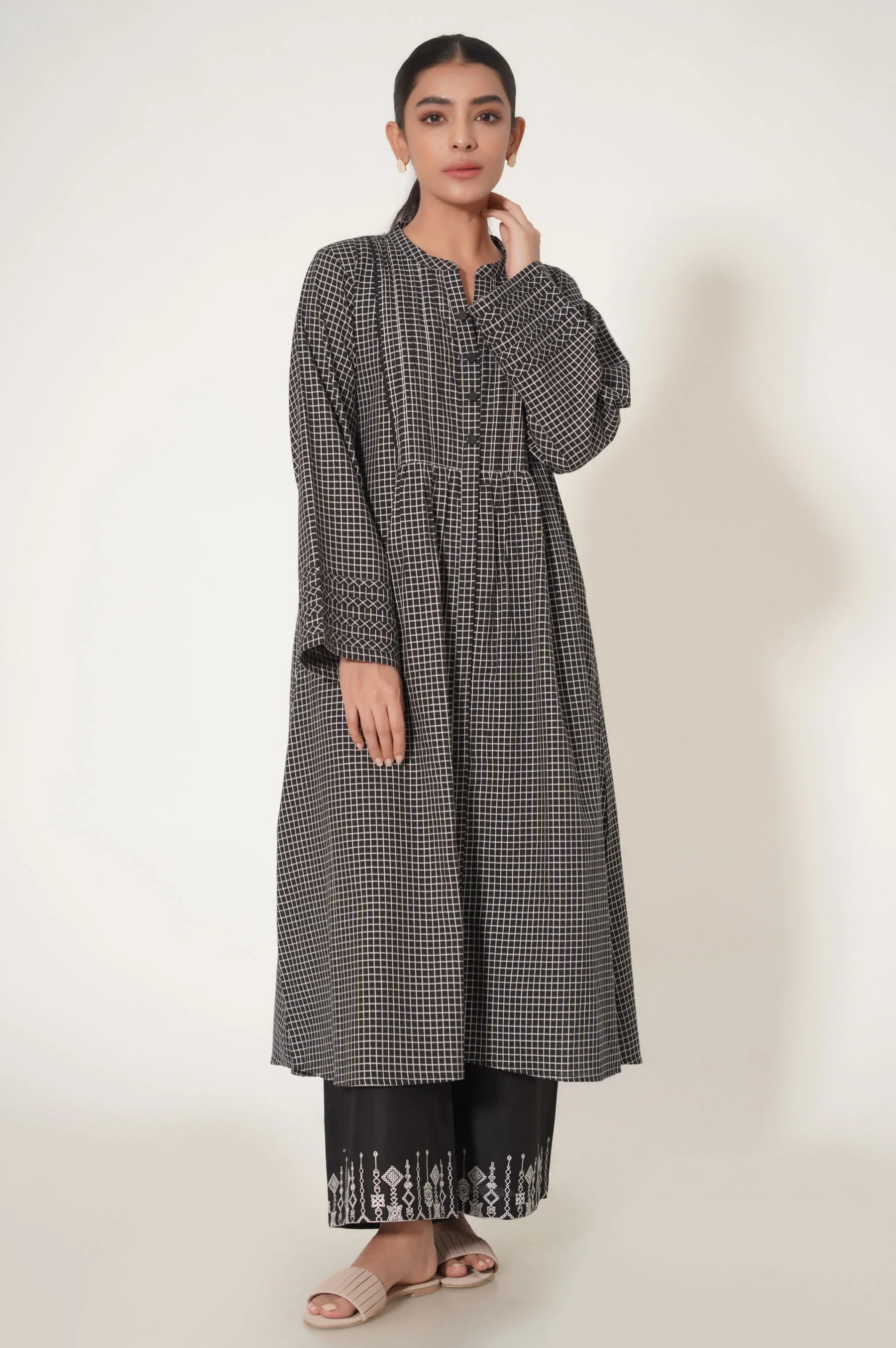 Stitched 2 Piece Yarn Dyed Embroidered Suit
