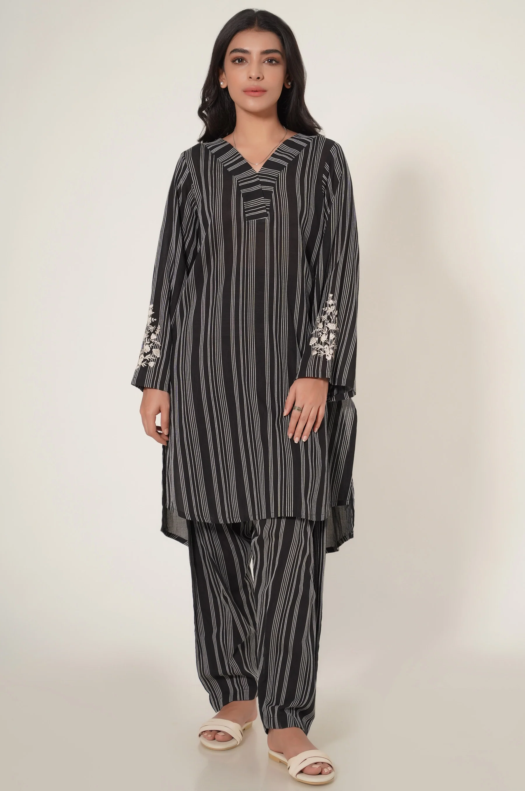 Stitched 2 Piece Yarn Dyed Embroidered Suit