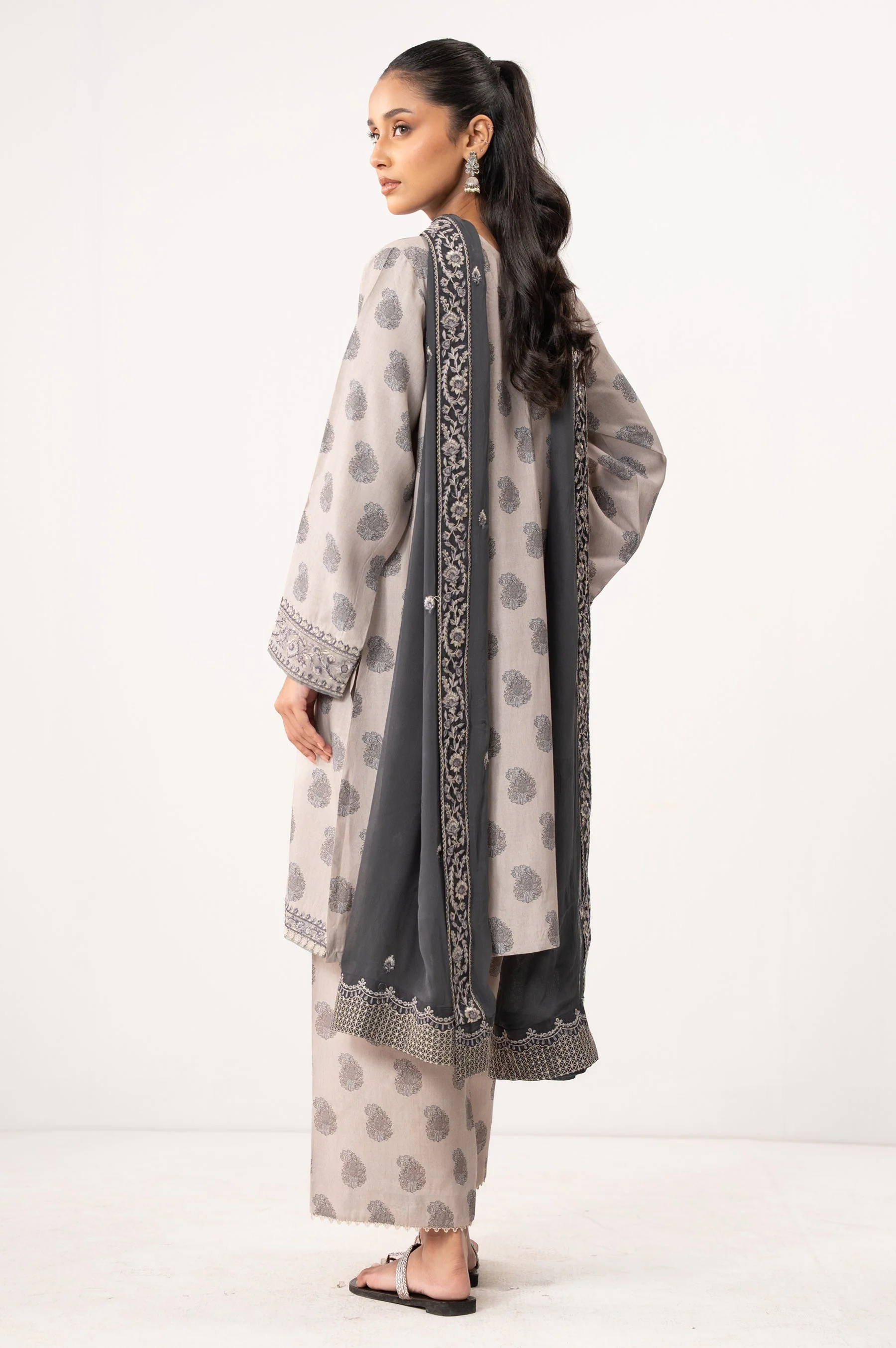 STITCHED PRINTED RAW SILK SUIT - Image 6