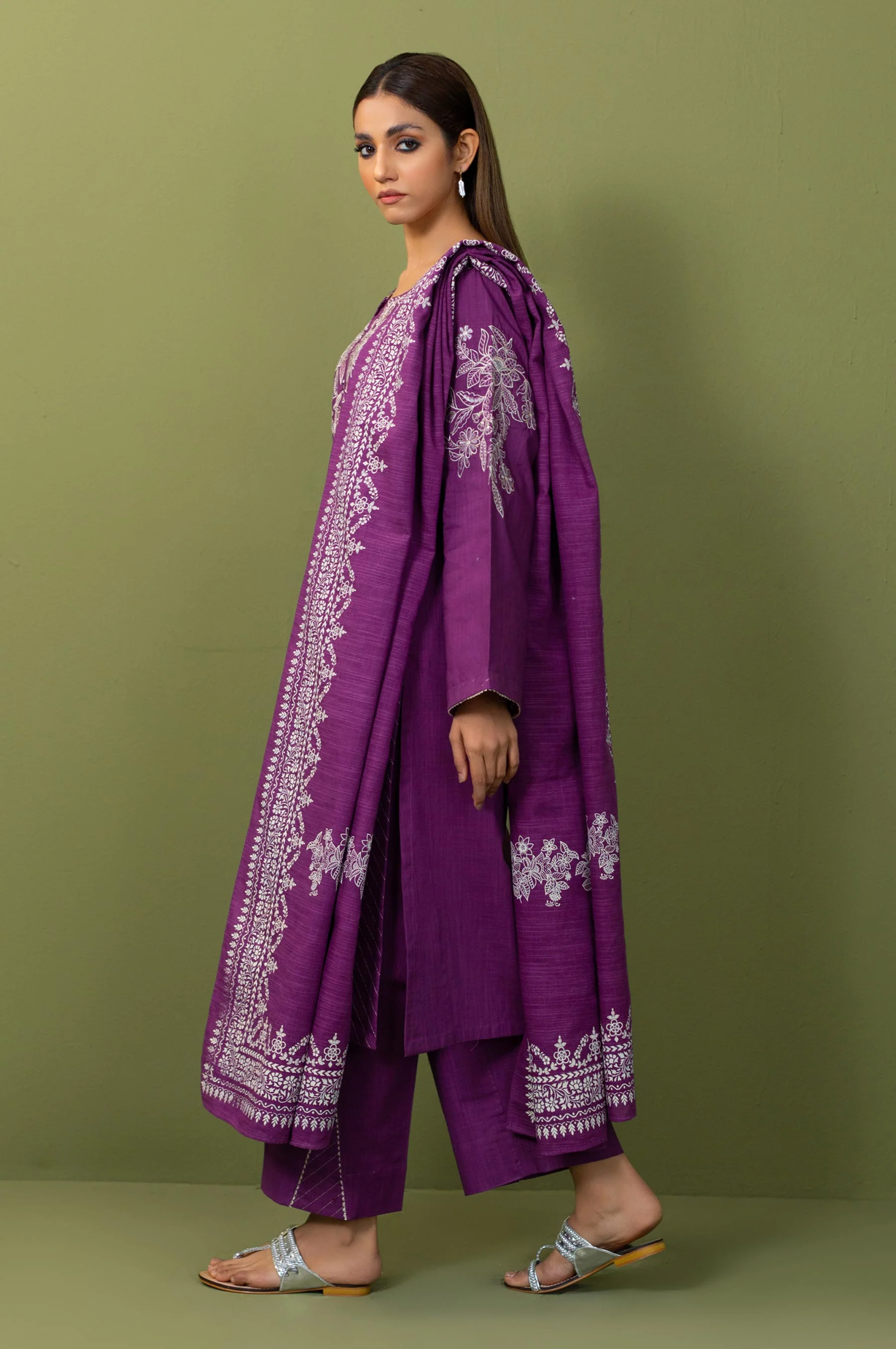 EMBROIDERED SUIT - Image 5