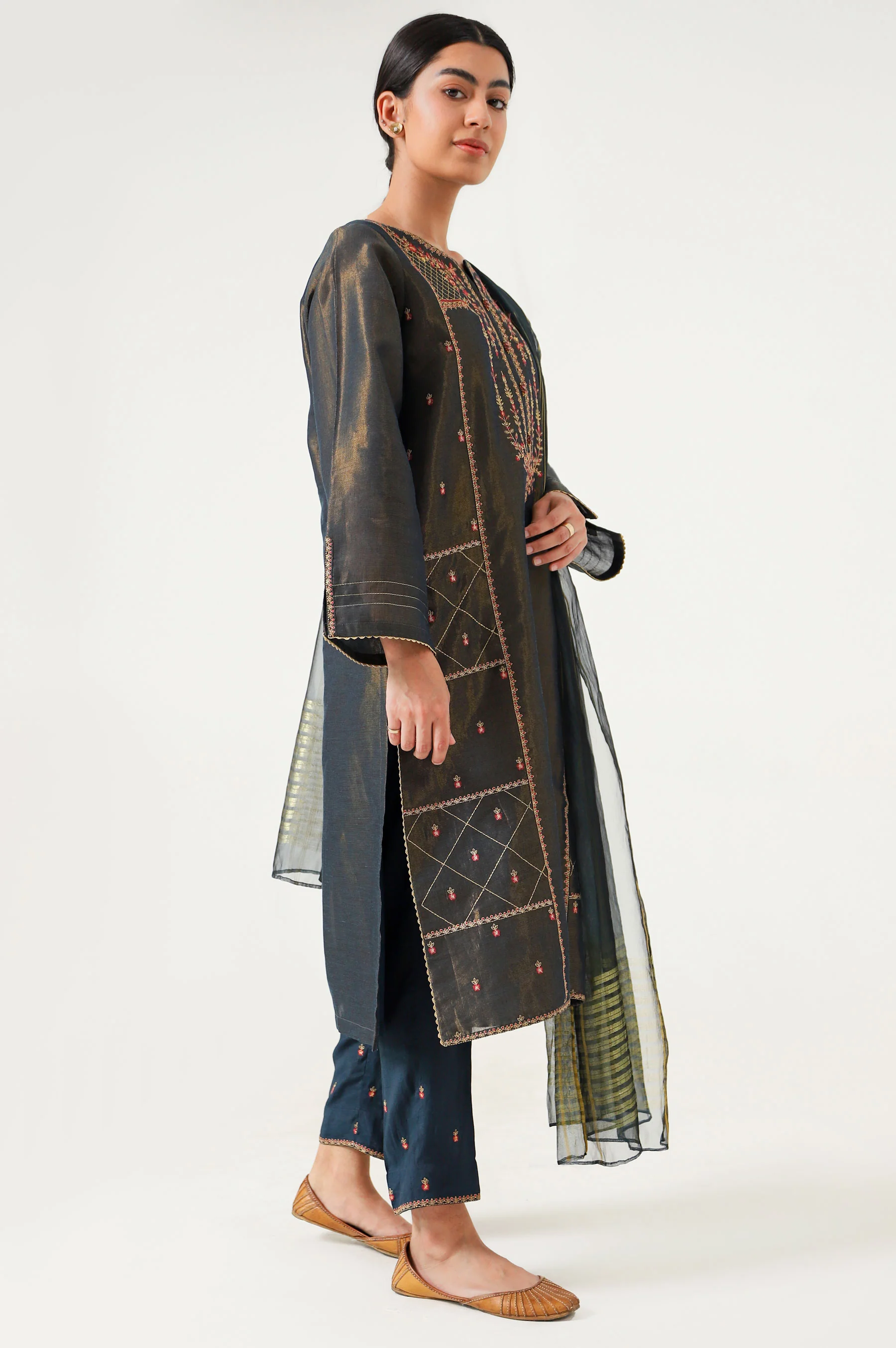Stitched 3 Piece Cotton Mysuri Embroidered Suit. - Image 6