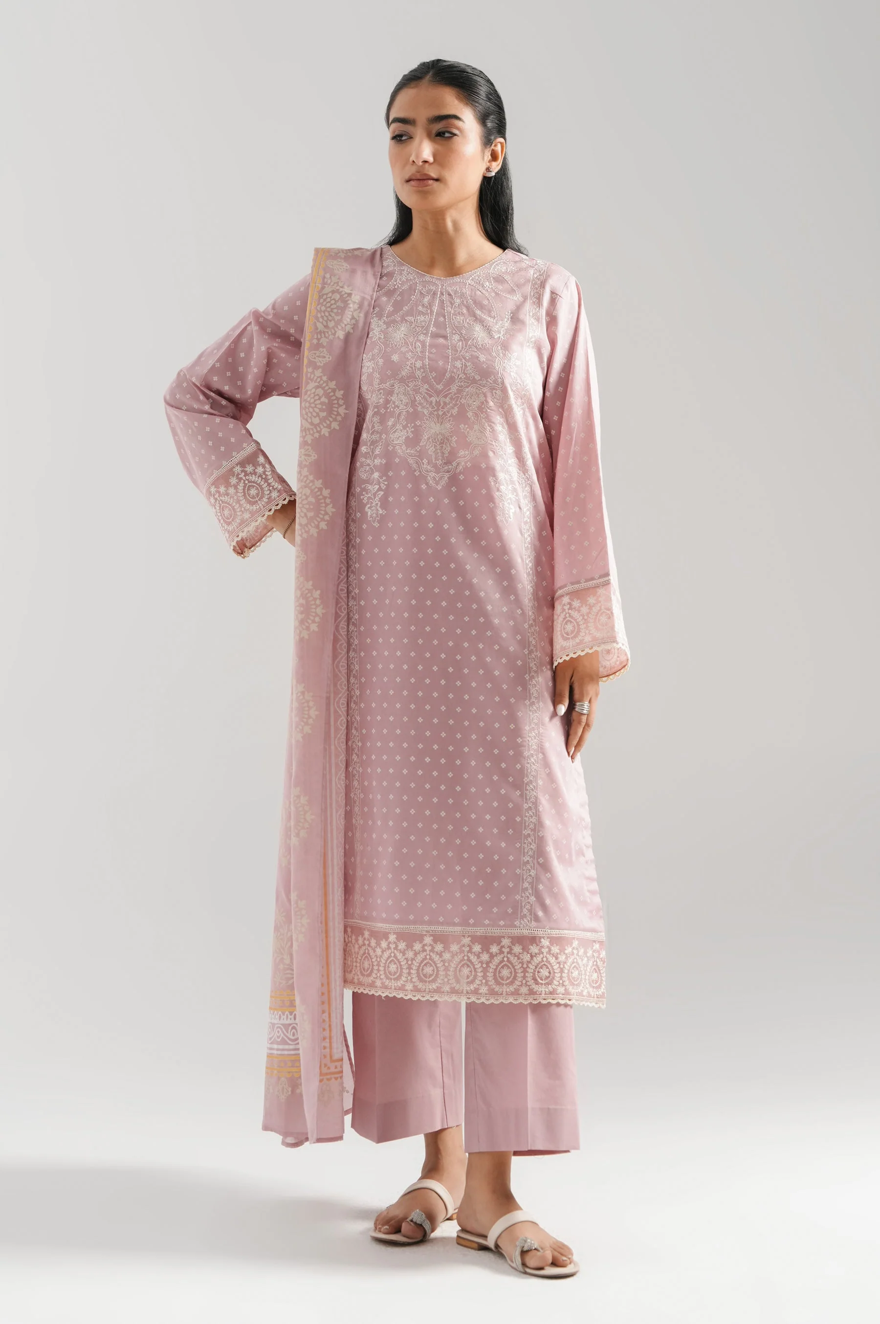 STITCHED EMBROIDERED LAWN SUIT (FACTORY E-OUTLET) - Image 2