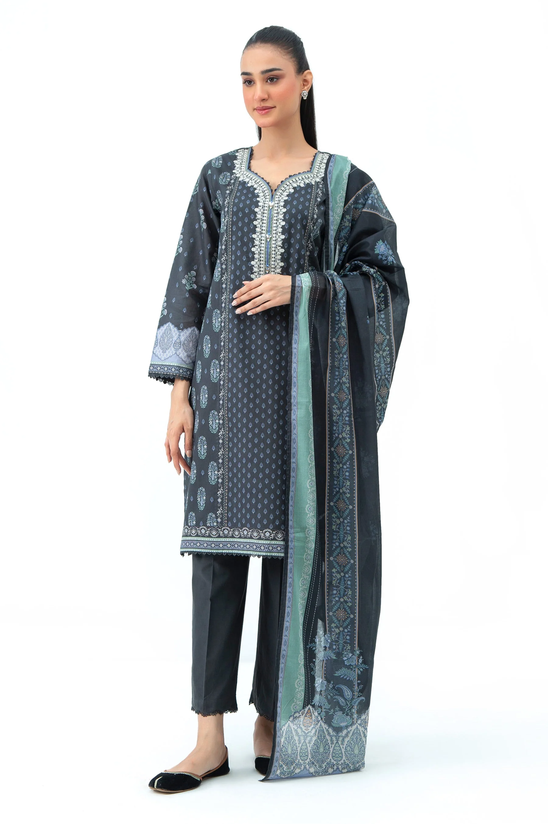 STITCHED EMBROIDERED LAWN SUIT (FACTORY E-OUTLET)