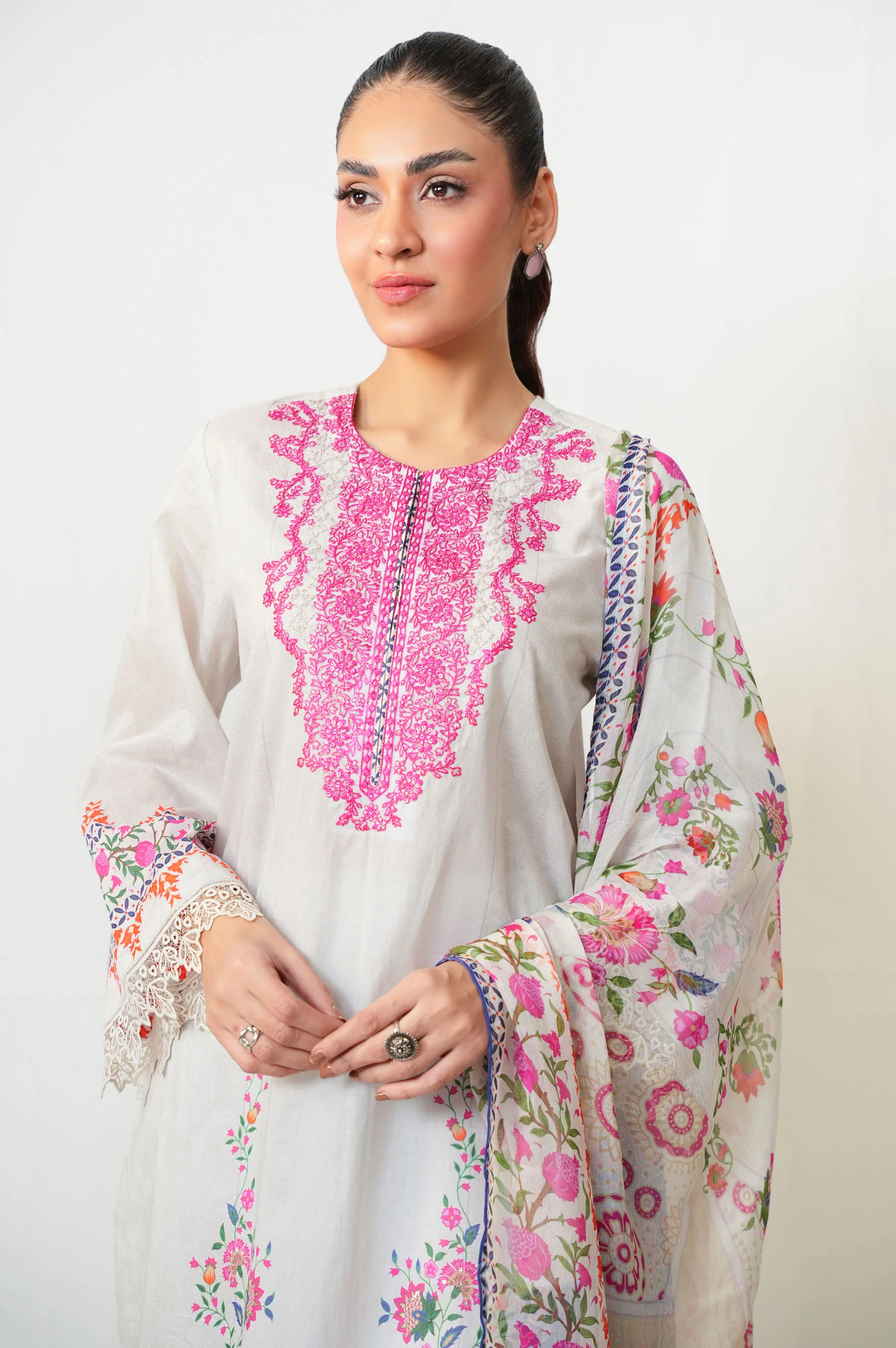 Stitched 3 Piece Digital Printed Lawn Suit - Image 2