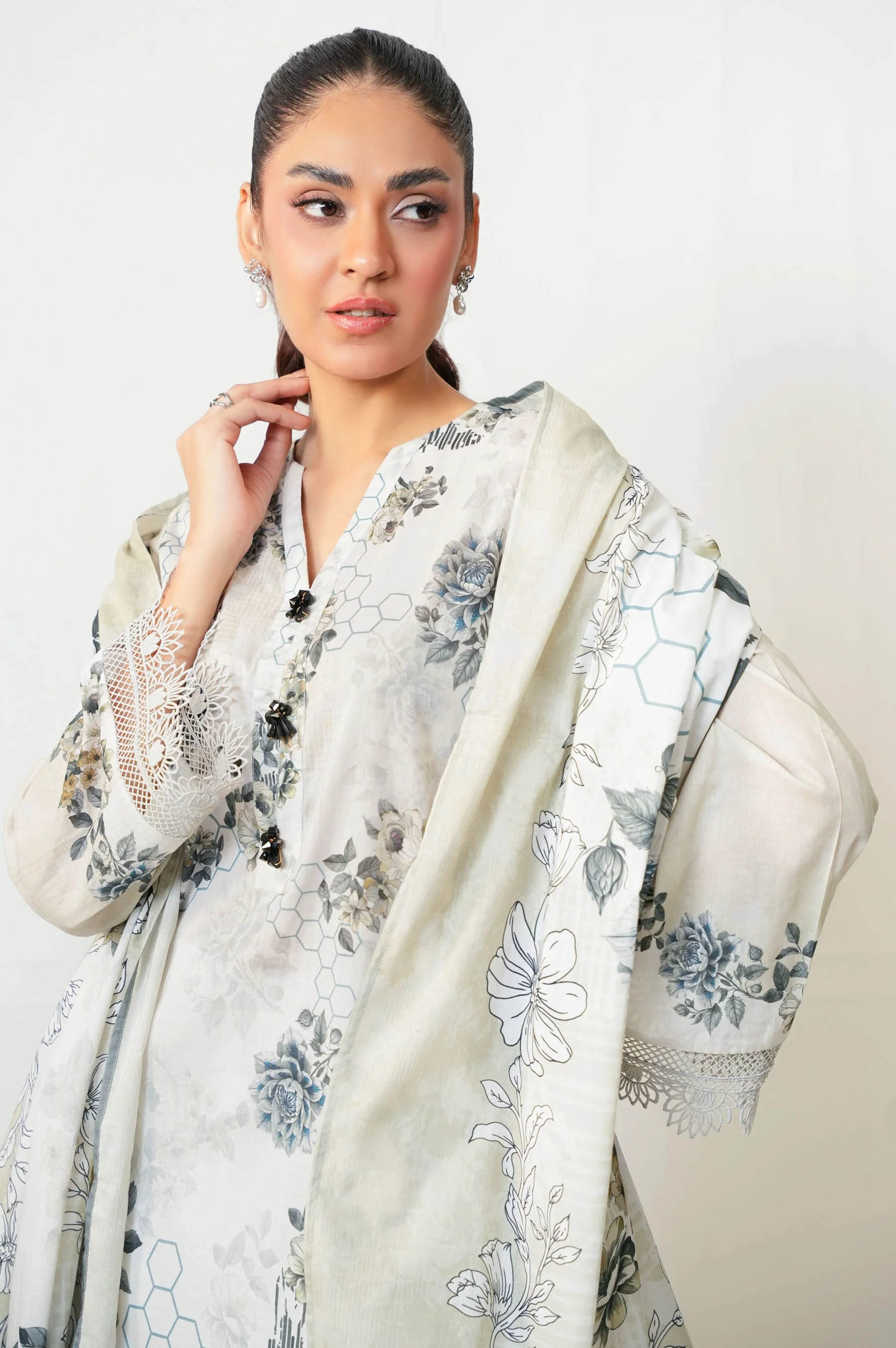 STITCHED PRINTED SUIT (FACTORY E-OUTLET) - Image 4