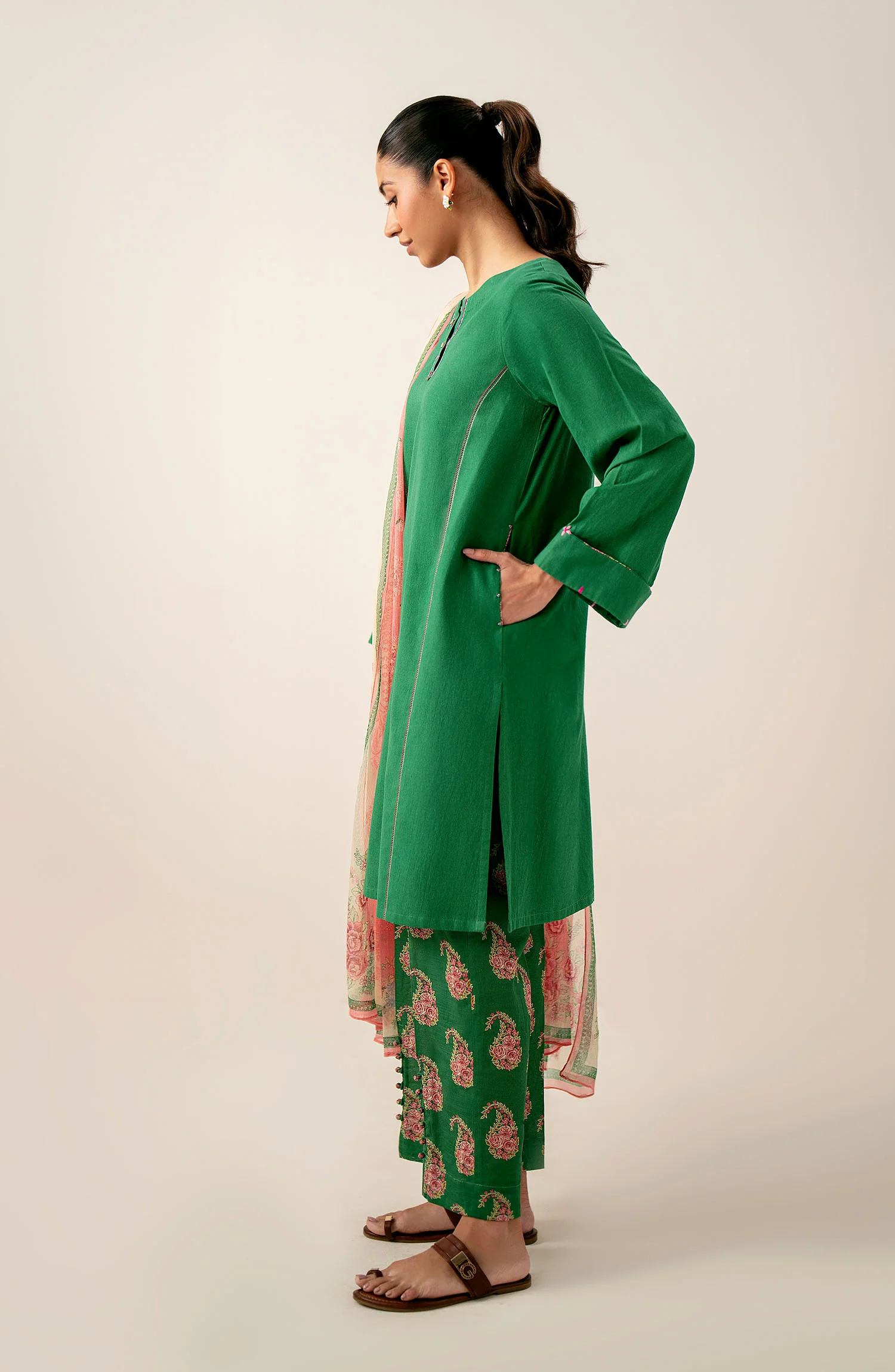 Stitch 3 Piece Dyed Lawn Suit - Image 3