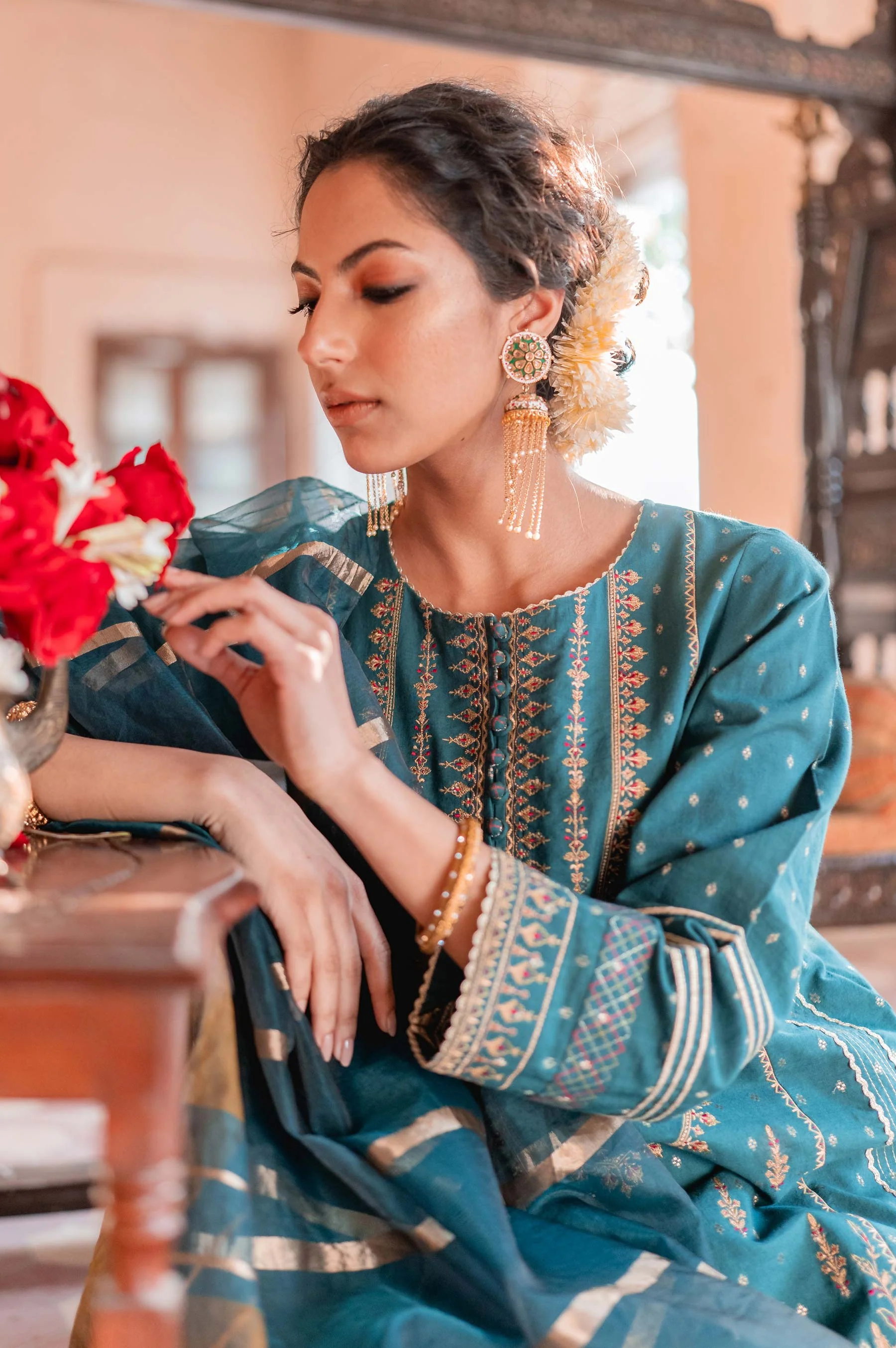 Stitched 3 Piece Maysuri Jacquard with Shaded Organza Suit - Image 3