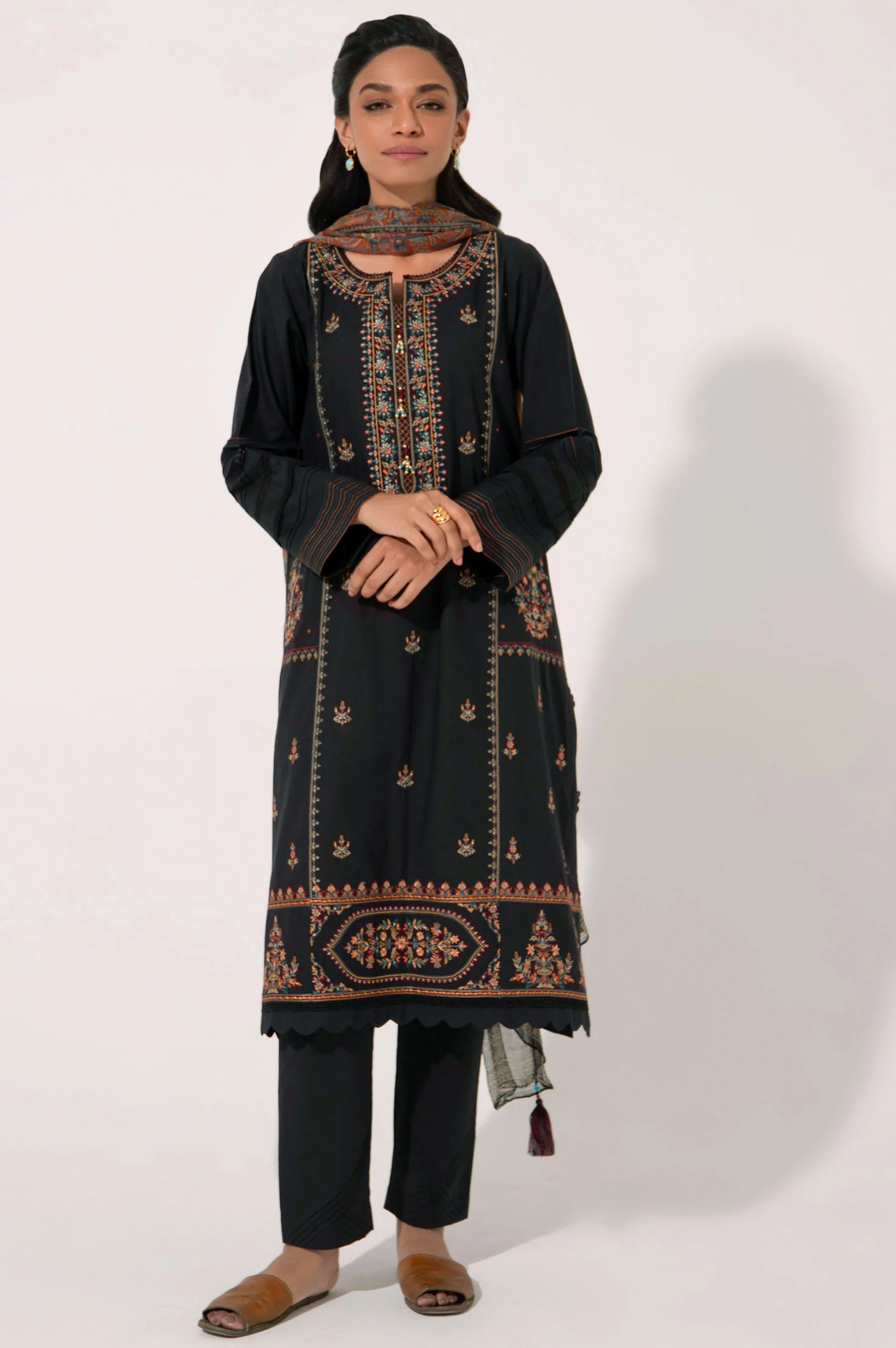 Stitched 3 Piece Embroidered Cambric Shirt with Printed Chiffon Dupatta