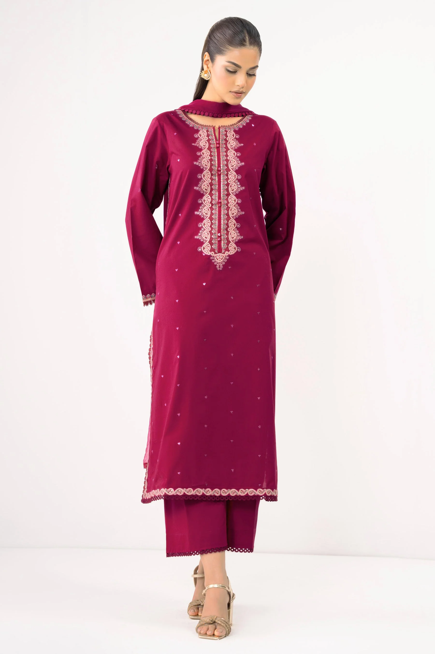 EMBROIDERED SUIT - Image 3