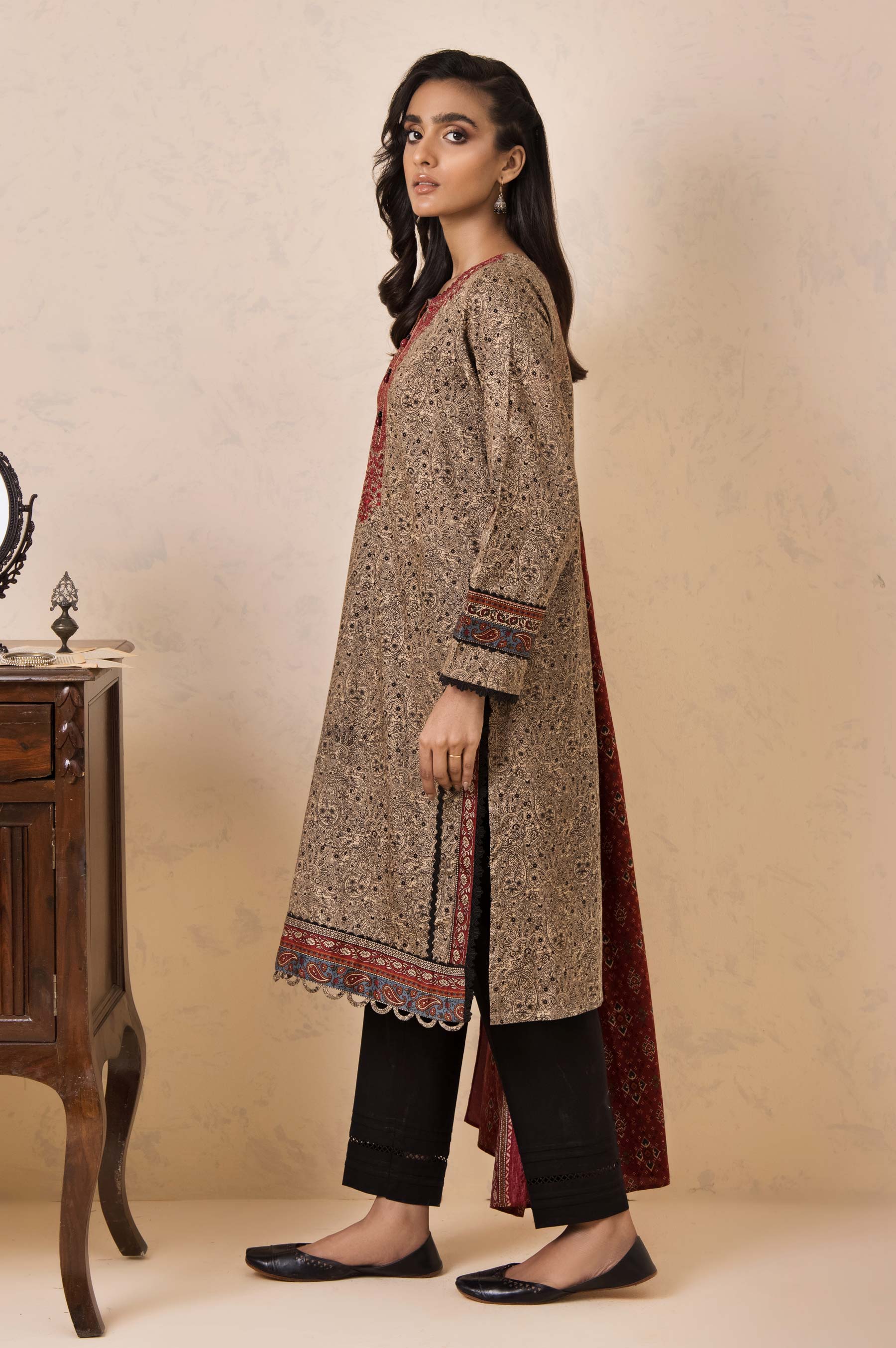 Stitched 3 Piece Embroidered Cottel Suit - Image 3