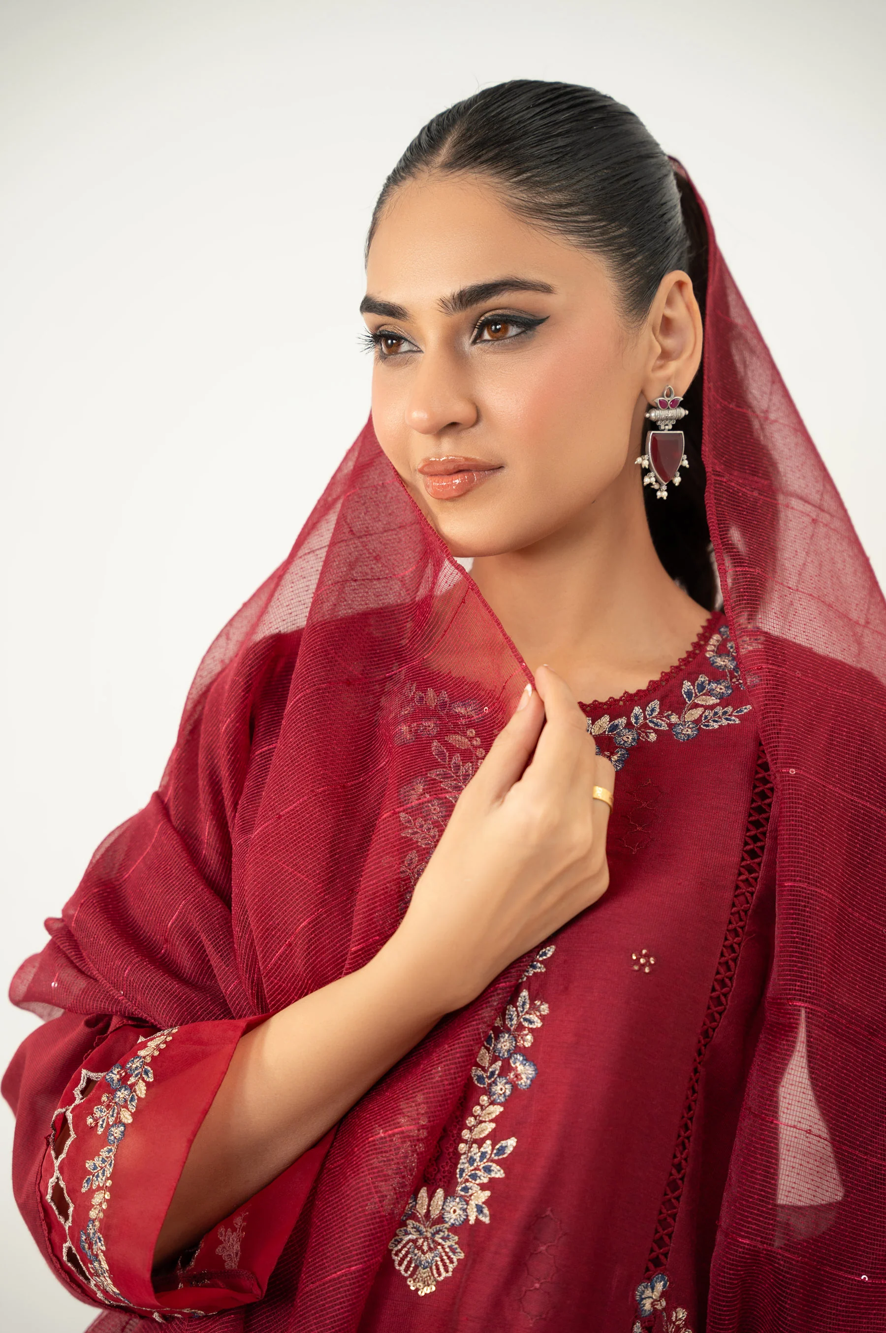 EMBROIDERED SUIT - Image 6