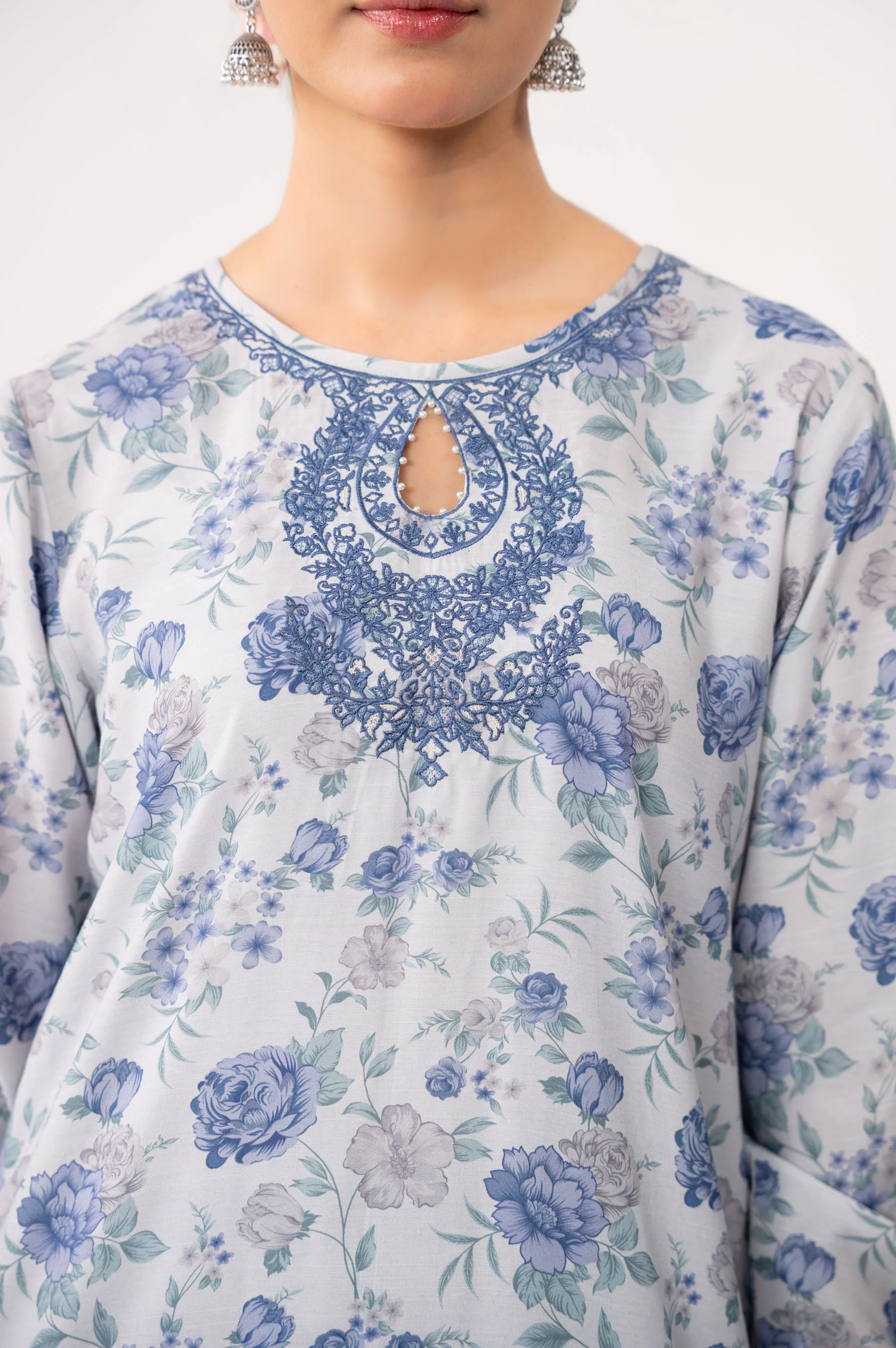 STITCHED EMBROIDERED RAW SILK SUIT - Image 2
