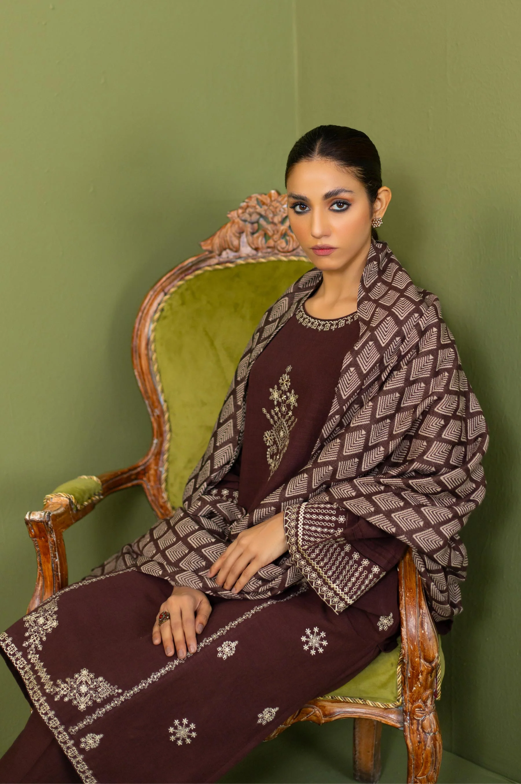 Stitched 3 Piece Embroidered Doria Suit