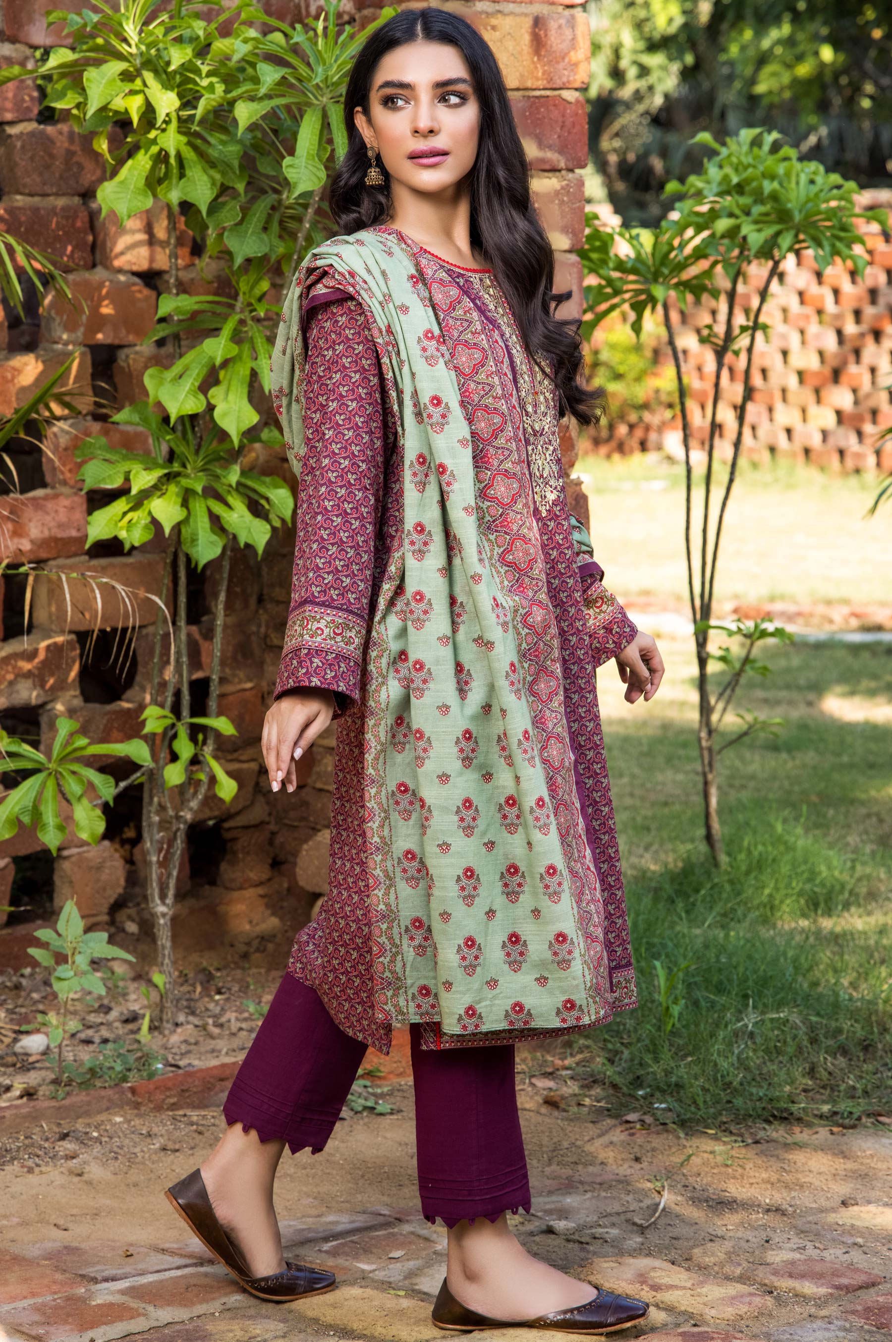 Stitched 3 Piece Embroidered Khaddar Suit - Image 2