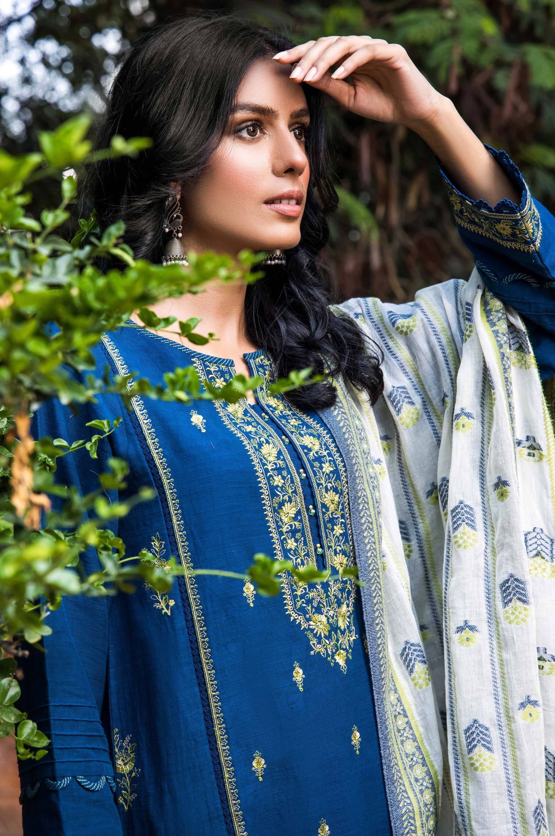Stitched 3 Piece Embroidered Khaddar with Jacquard Suit - Image 3